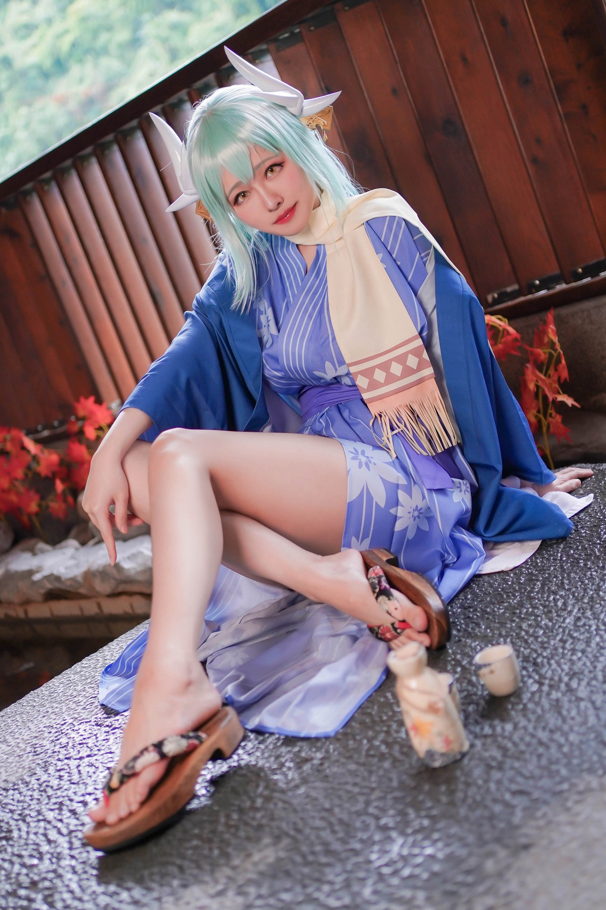 xgyw.top_Coser美女Arty亚缇Kiyohime主题温泉边半脱露白色蕾丝内衣秀豪乳翘臀诱惑写真48P