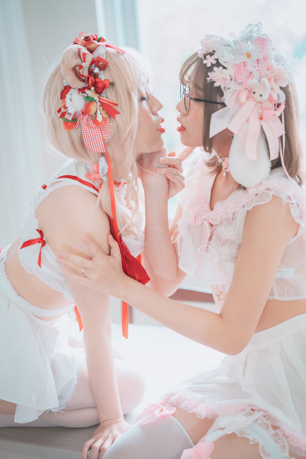 xgyw.top_[DJAWA]No.094_模特Sonson & Mozzi_Spring Comes Twice主题性感姐妹花私房诱惑写真61P