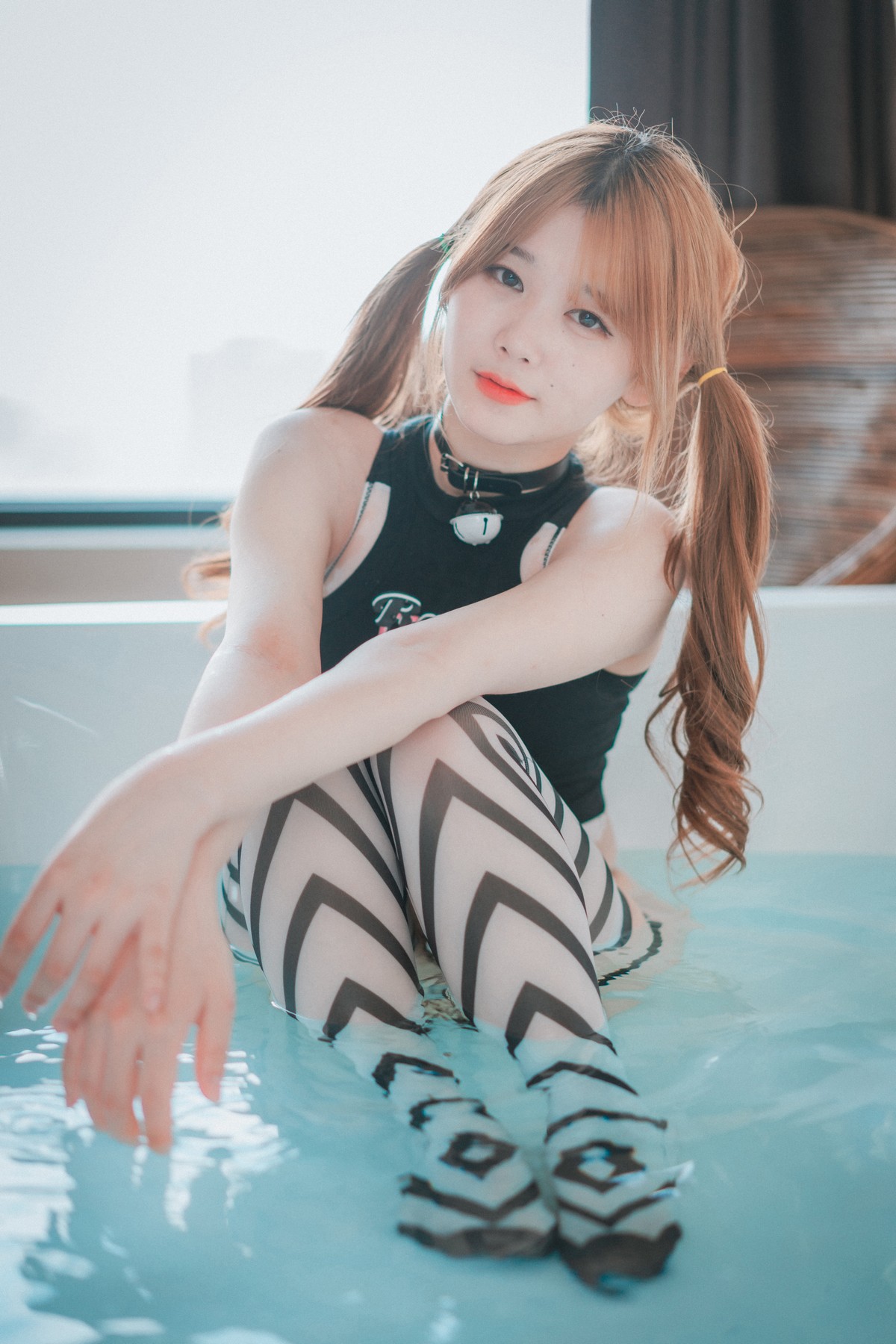 xgyw.top_[DJAWA]No.098_模特Zia_Swimming Lessons主题私房性感高叉连体衣秀完美身材诱惑写真76P