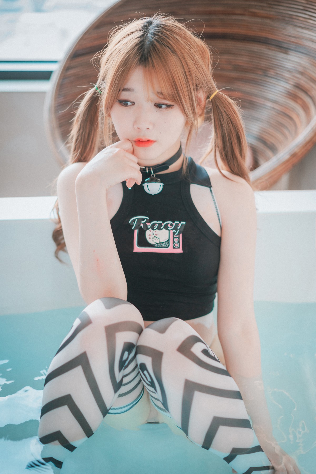 xgyw.top_[DJAWA]No.098_模特Zia_Swimming Lessons主题私房性感高叉连体衣秀完美身材诱惑写真76P
