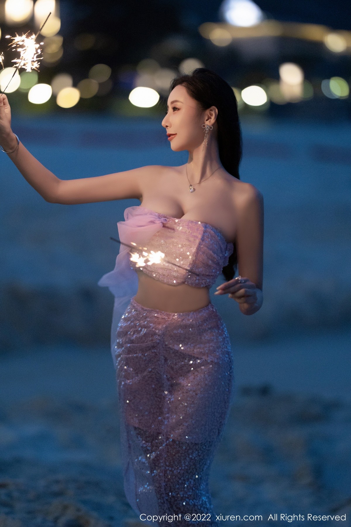 xgyw.top_XiuRen第5161期_女神王馨瑶yanni厦门旅拍黑色轻透内衣配黑丝吊袜完美诱惑写真90P