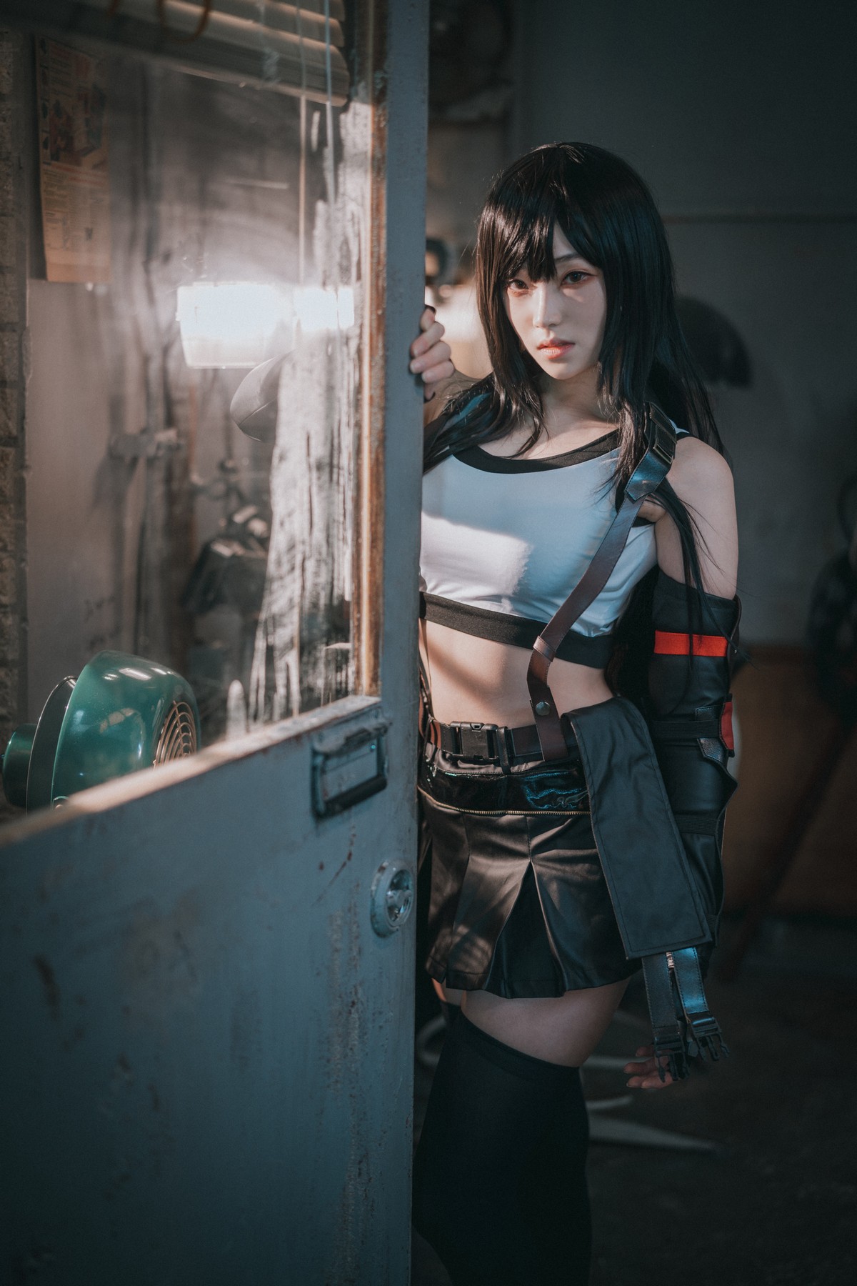 xgyw.top_[DJAWA]No.103_模特BamBi_Tifa Lockhart主题私房性感丁字裤秀翘臀美腿诱惑写真51P