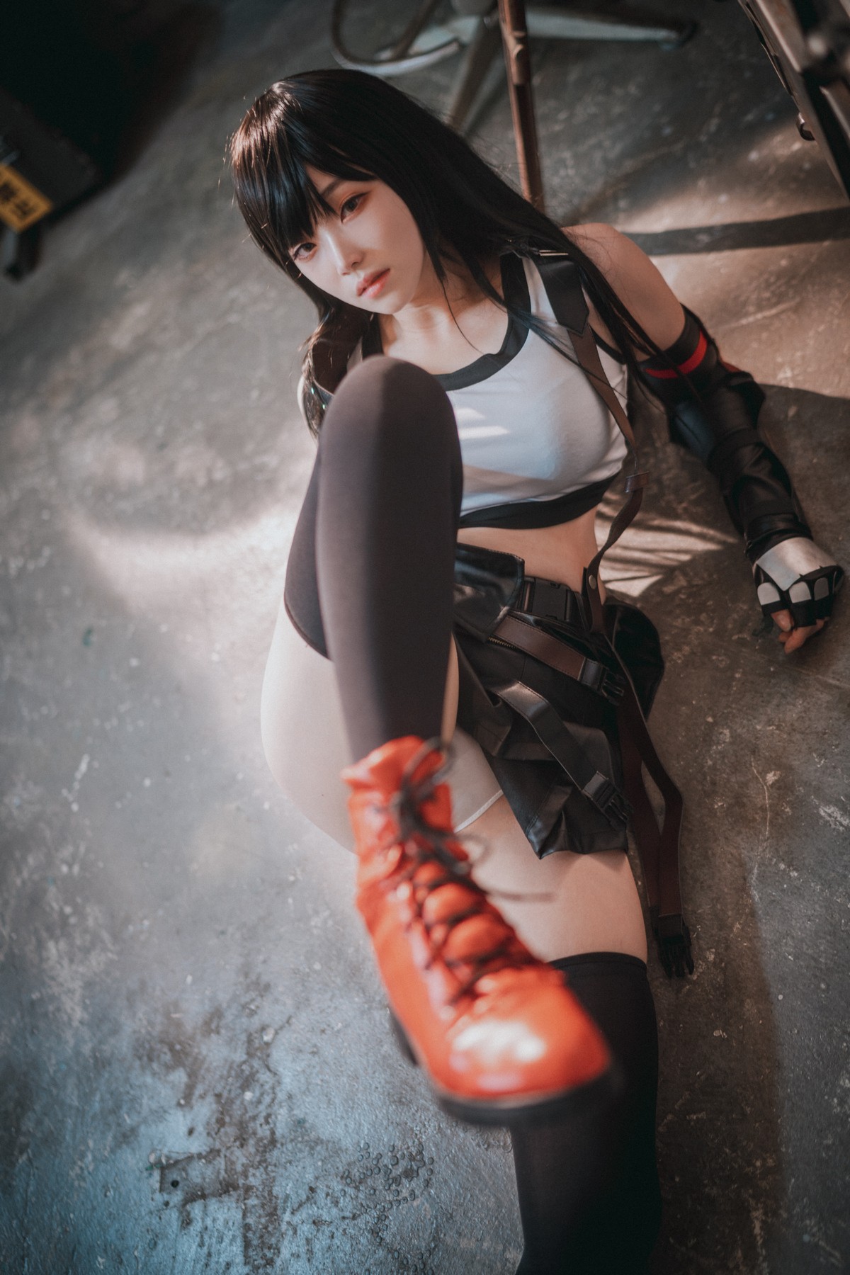 xgyw.top_[DJAWA]No.103_模特BamBi_Tifa Lockhart主题私房性感丁字裤秀翘臀美腿诱惑写真51P