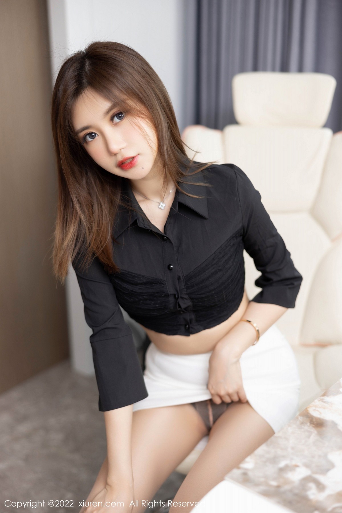 xgyw.top_XiuRen第5160期_女神绮里嘉ula海南心愿旅拍半脱露黑色内衣配超薄肉丝诱惑写真81P