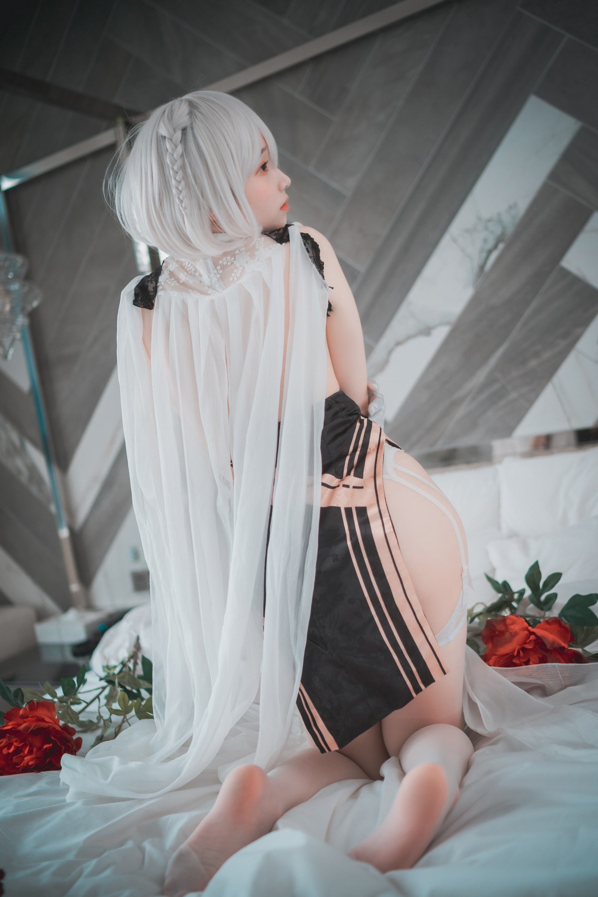 xgyw.top_[DJAWA]No.108_模特Bambi_Azur Lane HMS Sirius主题性感服饰配蕾丝吊袜诱惑写真73P