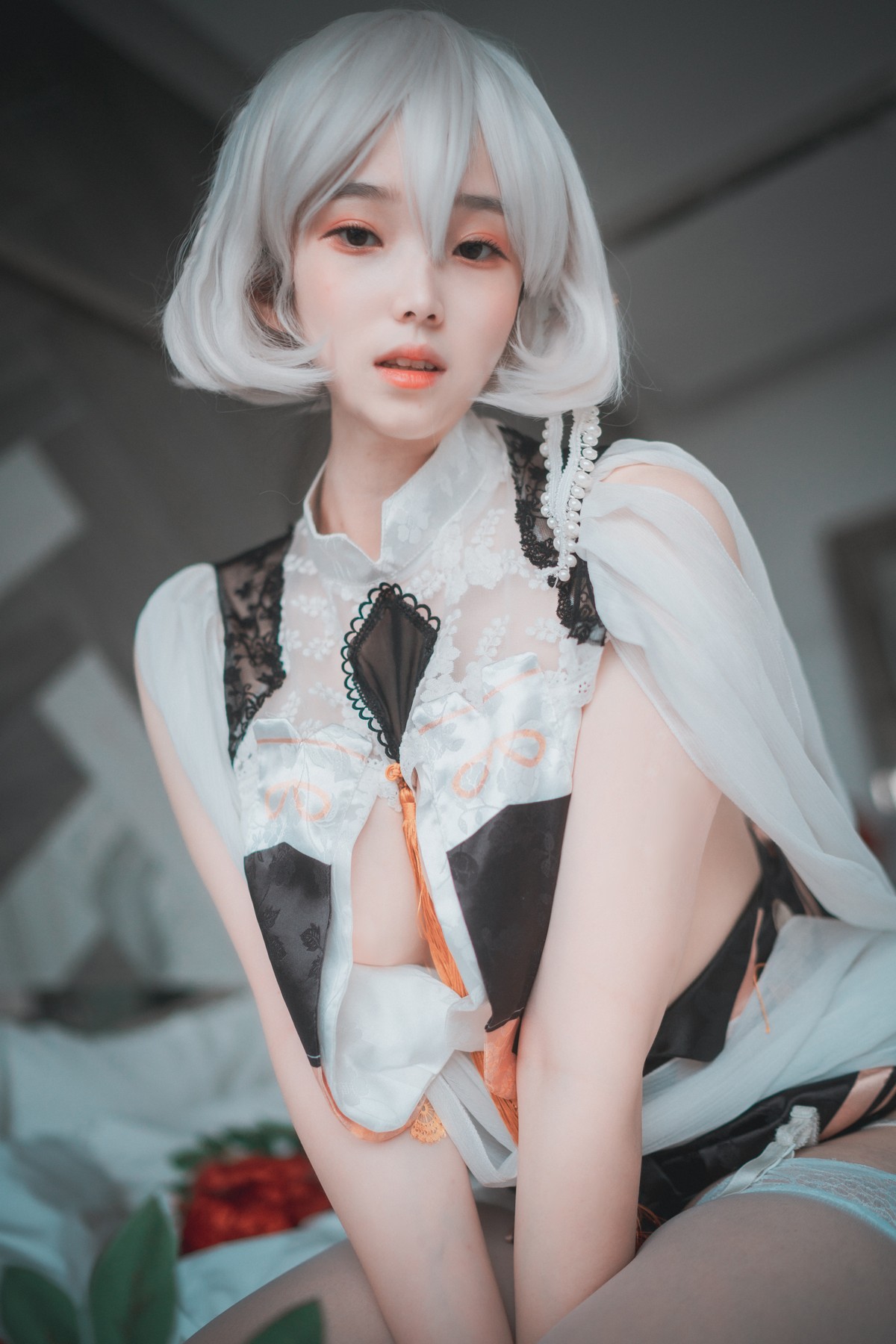 xgyw.top_[DJAWA]No.108_模特Bambi_Azur Lane HMS Sirius主题性感服饰配蕾丝吊袜诱惑写真73P