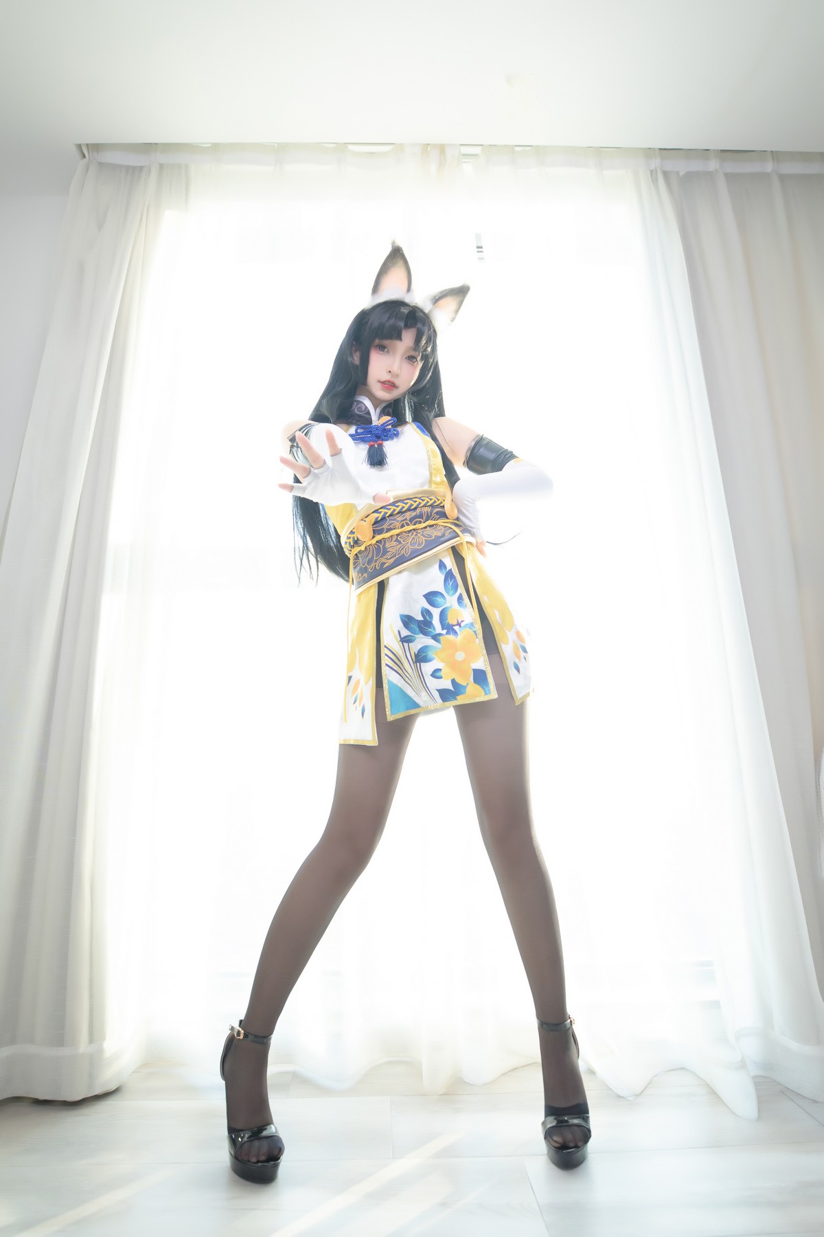 xgyw.top_斗鱼主播神楽板真冬黑丝胡桃主题私房狐狸装扮性感服饰配超薄黑丝极致魅惑写真75P