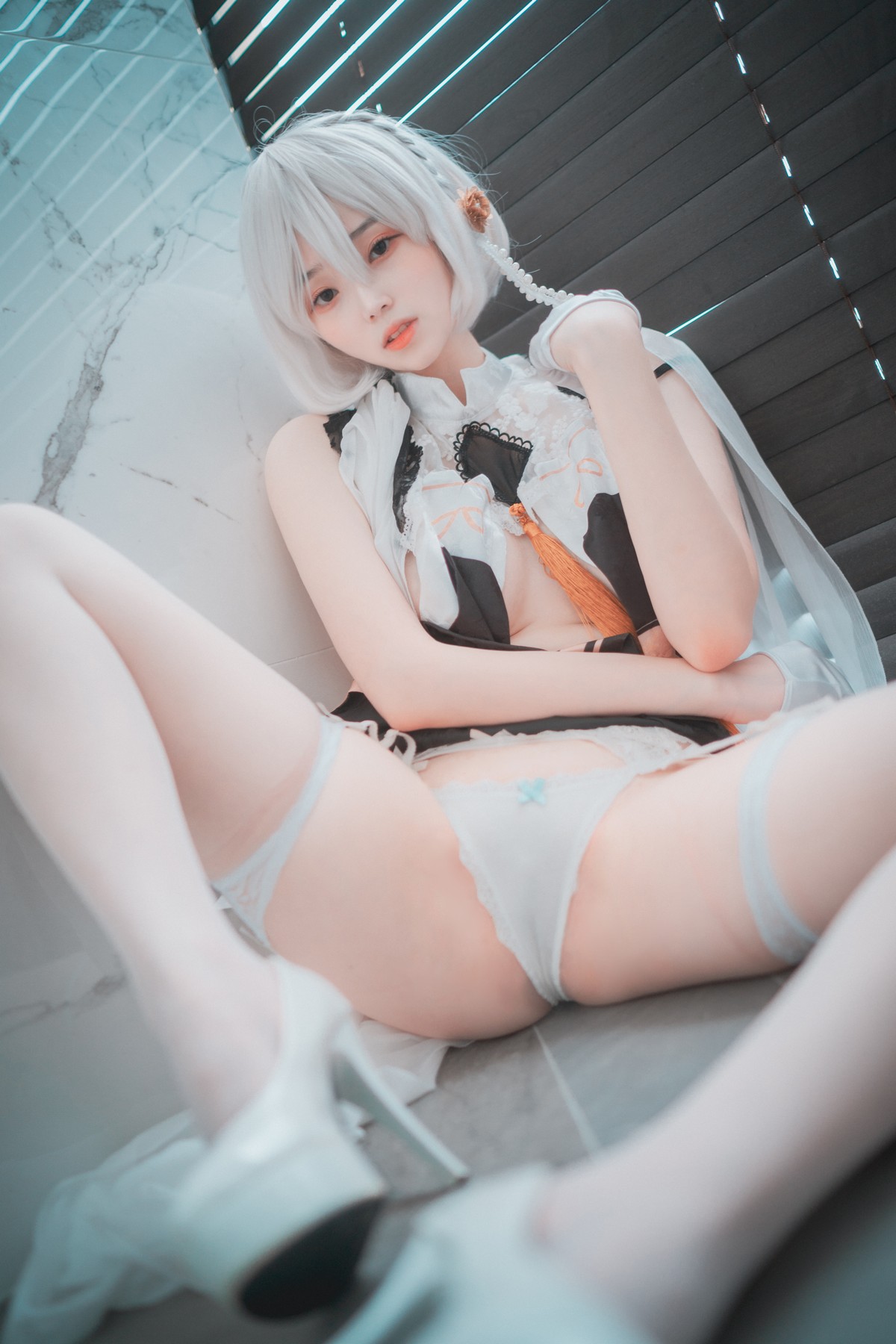 xgyw.top_[DJAWA]No.108_模特Bambi_Azur Lane HMS Sirius主题性感服饰配蕾丝吊袜诱惑写真73P