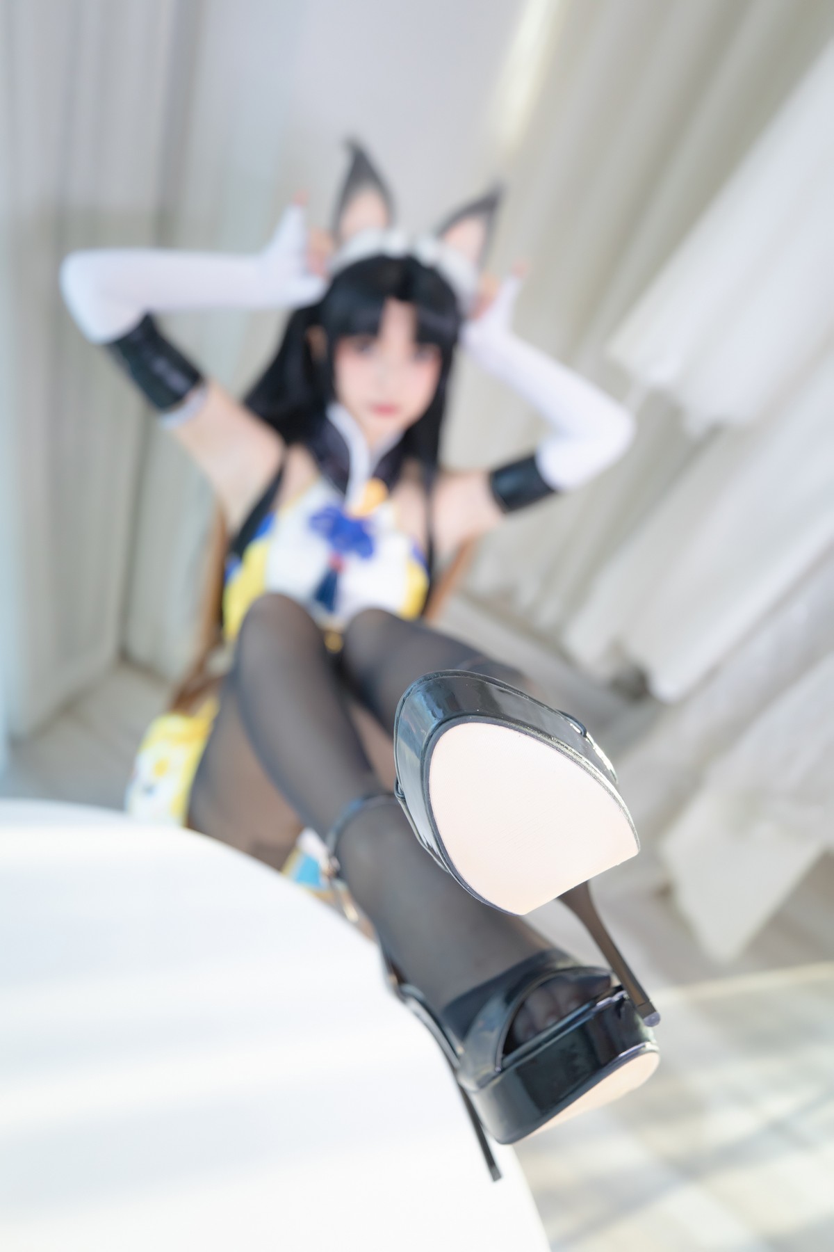 xgyw.top_斗鱼主播神楽板真冬黑丝胡桃主题私房狐狸装扮性感服饰配超薄黑丝极致魅惑写真75P