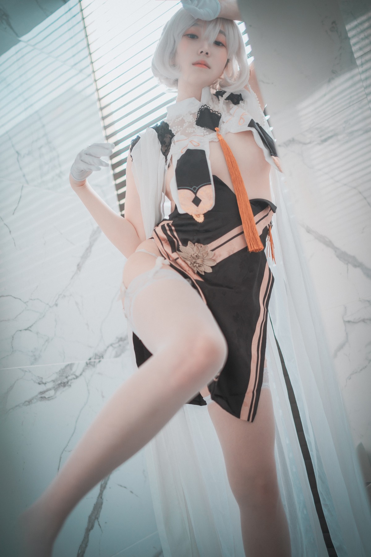 xgyw.top_[DJAWA]No.108_模特Bambi_Azur Lane HMS Sirius主题性感服饰配蕾丝吊袜诱惑写真73P
