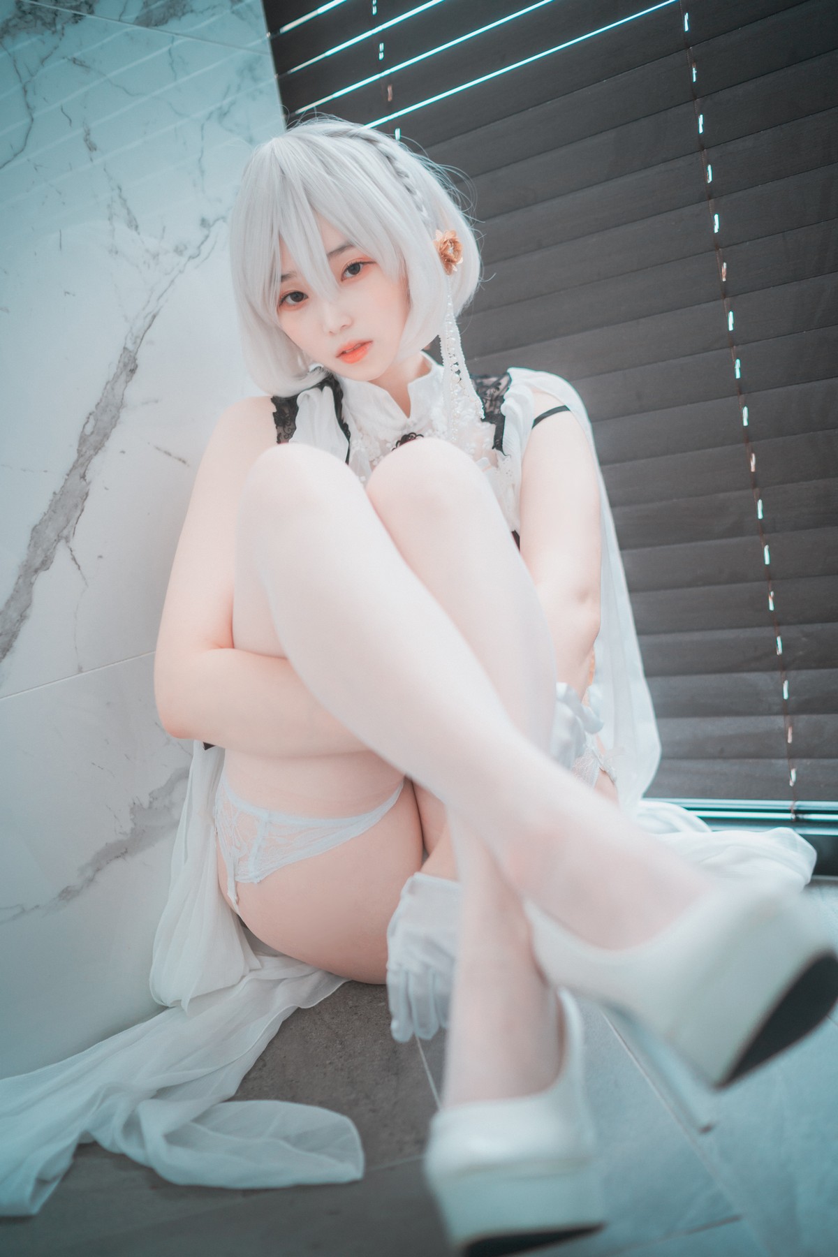 xgyw.top_[DJAWA]No.108_模特Bambi_Azur Lane HMS Sirius主题性感服饰配蕾丝吊袜诱惑写真73P