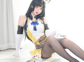 斗鱼主播神楽板真冬黑色丝袜胡桃主题私人狐狸装扮性感服饰配超薄黑色丝袜极致魅惑写真75P