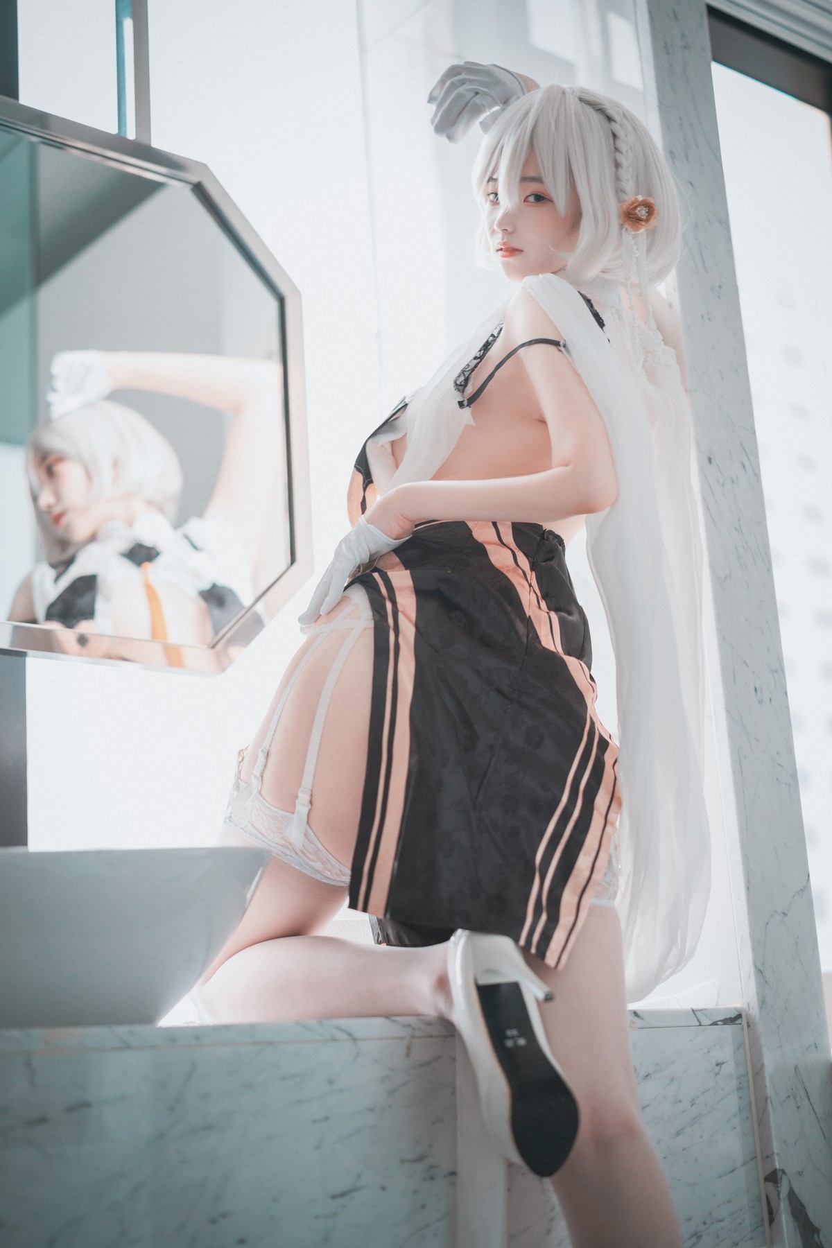 xgyw.top_[DJAWA]No.108_模特Bambi_Azur Lane HMS Sirius主题性感服饰配蕾丝吊袜诱惑写真73P