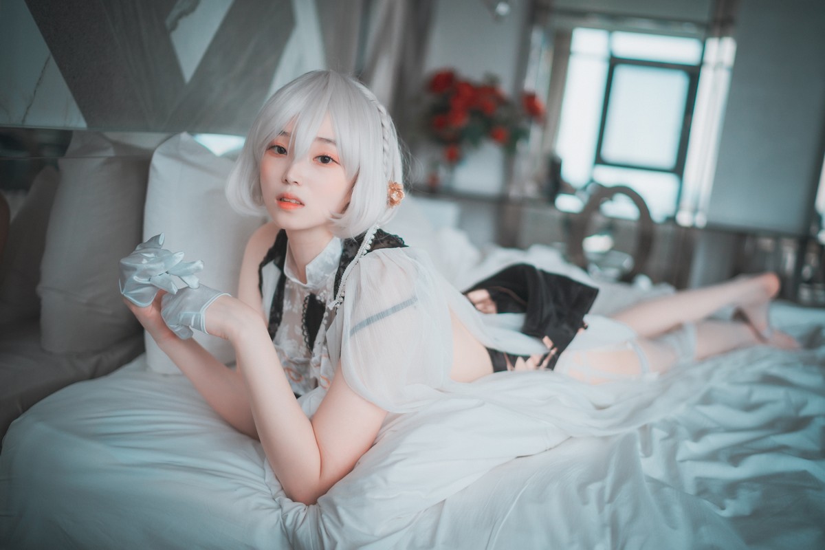 xgyw.top_[DJAWA]No.108_模特Bambi_Azur Lane HMS Sirius主题性感服饰配蕾丝吊袜诱惑写真73P