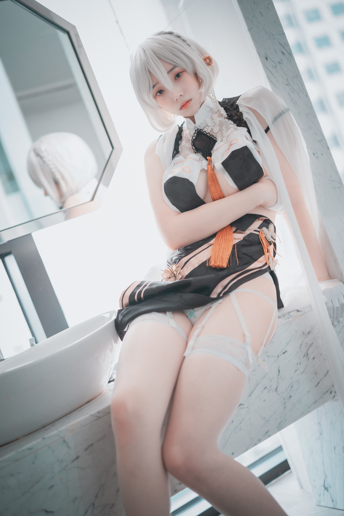 xgyw.top_[DJAWA]No.108_模特Bambi_Azur Lane HMS Sirius主题性感服饰配蕾丝吊袜诱惑写真73P