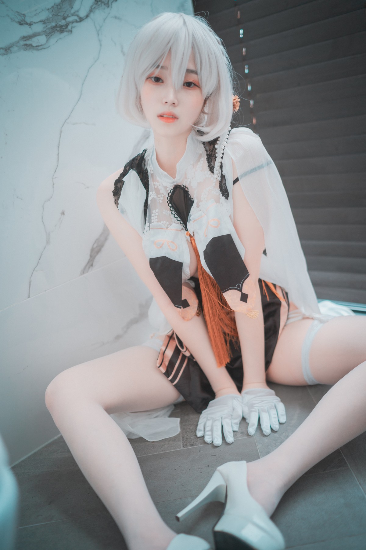 xgyw.top_[DJAWA]No.108_模特Bambi_Azur Lane HMS Sirius主题性感服饰配蕾丝吊袜诱惑写真73P