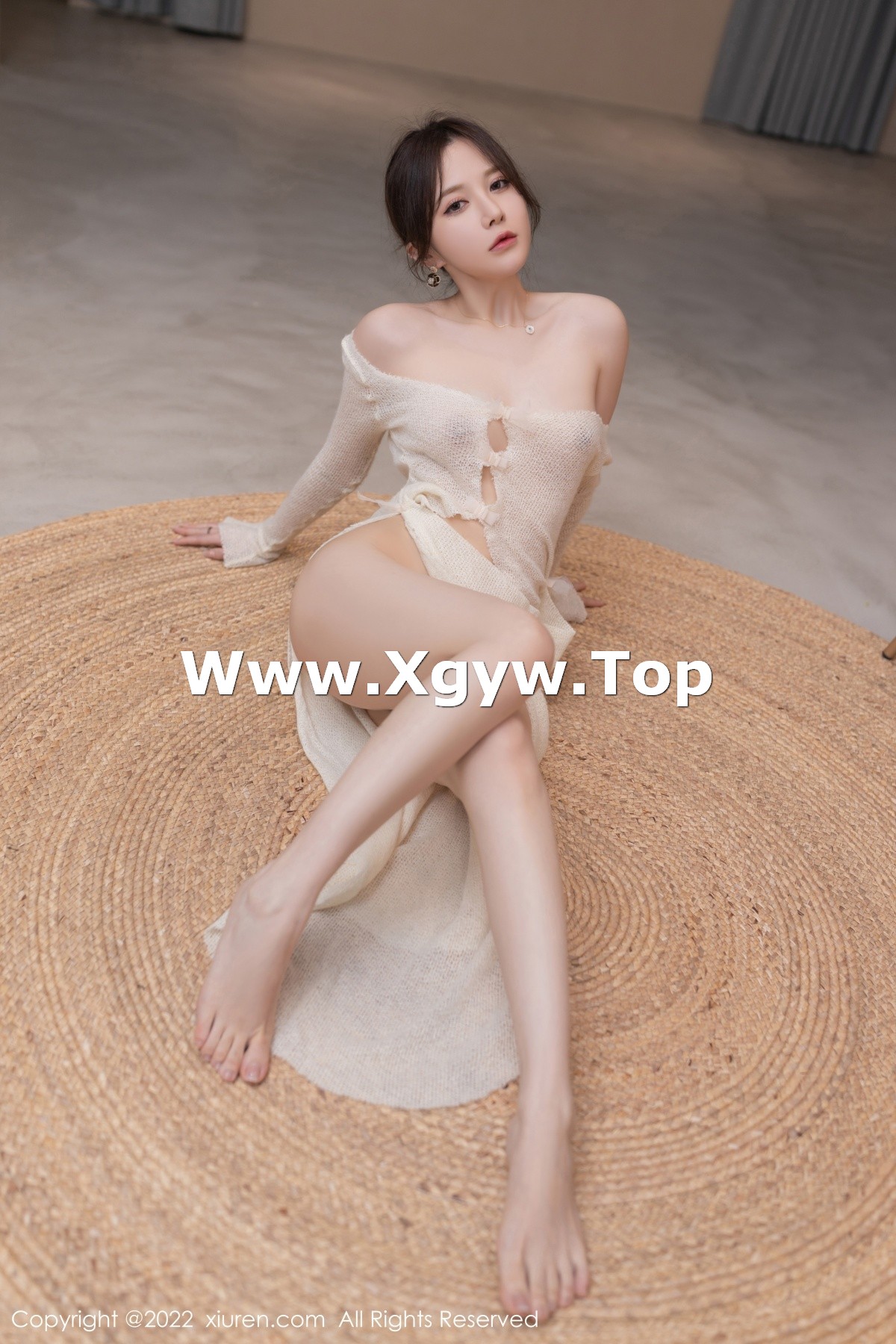 xgyw.top_XiuRen第5191期_模特鱼子酱Fish广州-云南旅拍米色轻透服饰秀曼妙身材诱惑写真82P