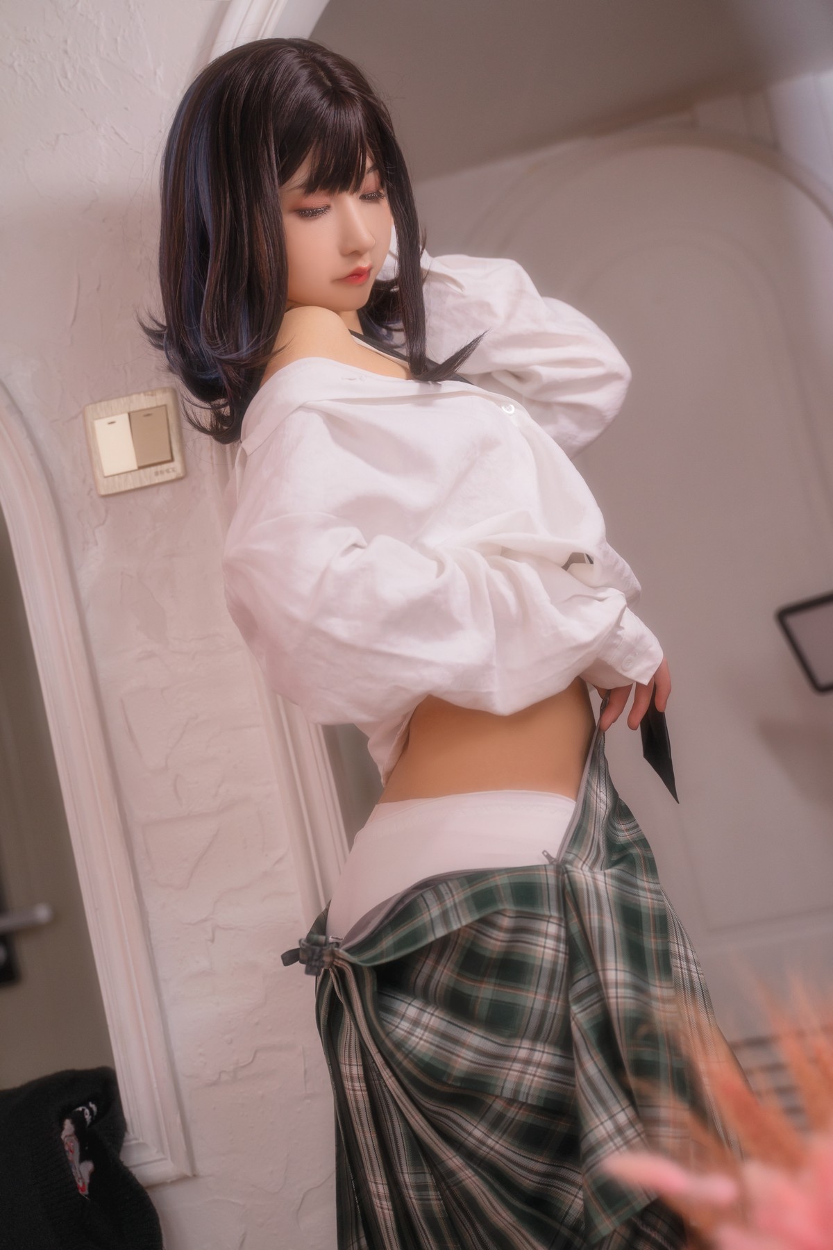 xgyw.top_网络美女可可老师放课后JK主题私房JK制服半脱露草莓内衣性感迷人写真30P