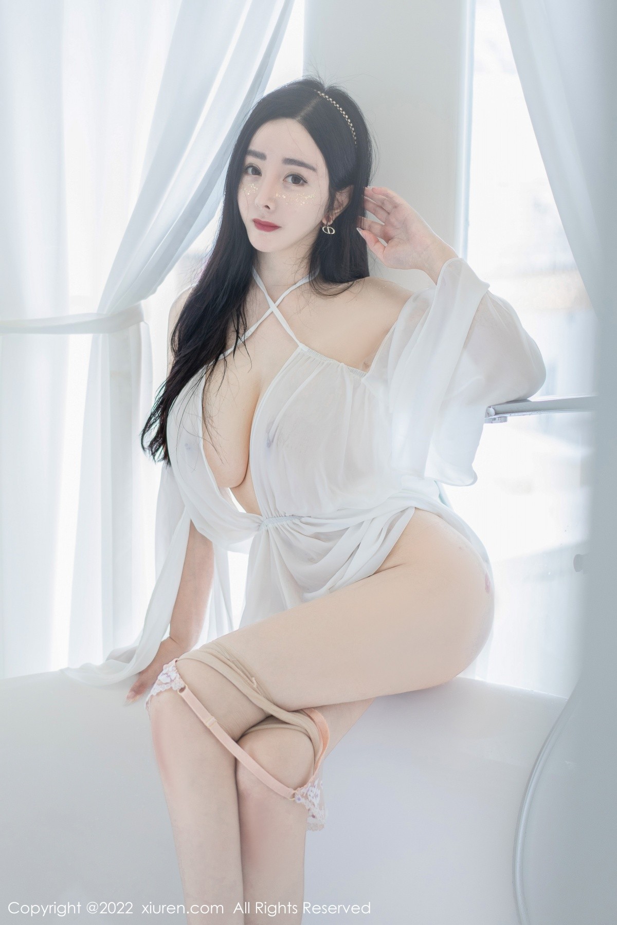 xgyw.top_XiuRen第5188期_模特允爾云南心愿旅拍浴室白色轻透服饰湿身秀丰满身材诱惑写真51P