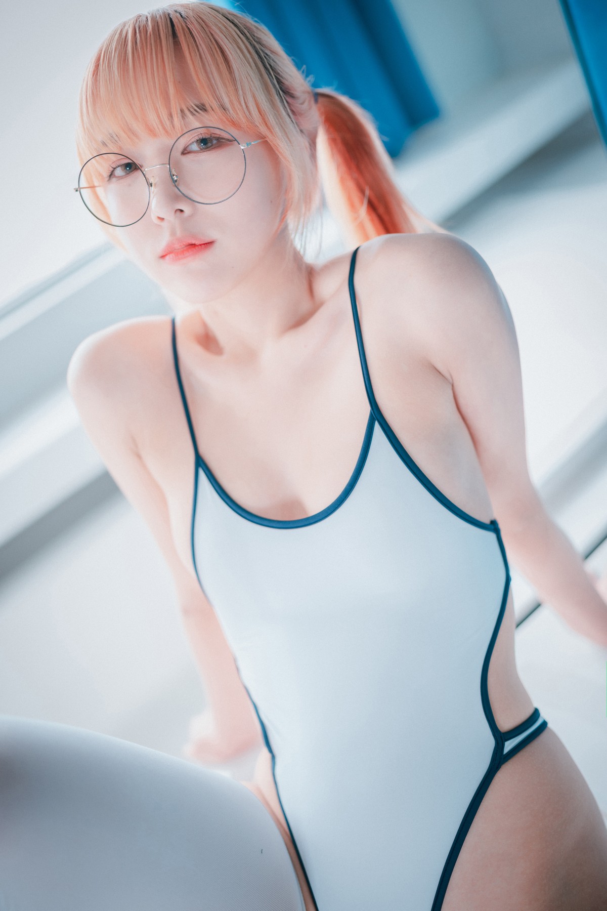 xgyw.top_[DJAWA]No.111_模特Parkhaag_Swimming Lessons主题浴室白色连体泳衣湿身诱惑写真85P