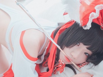 [DJAWA]No.113_车模Mimmi_Kitsune Miko主题私人性感白色高叉贴身衣撩人骚扰写真65P