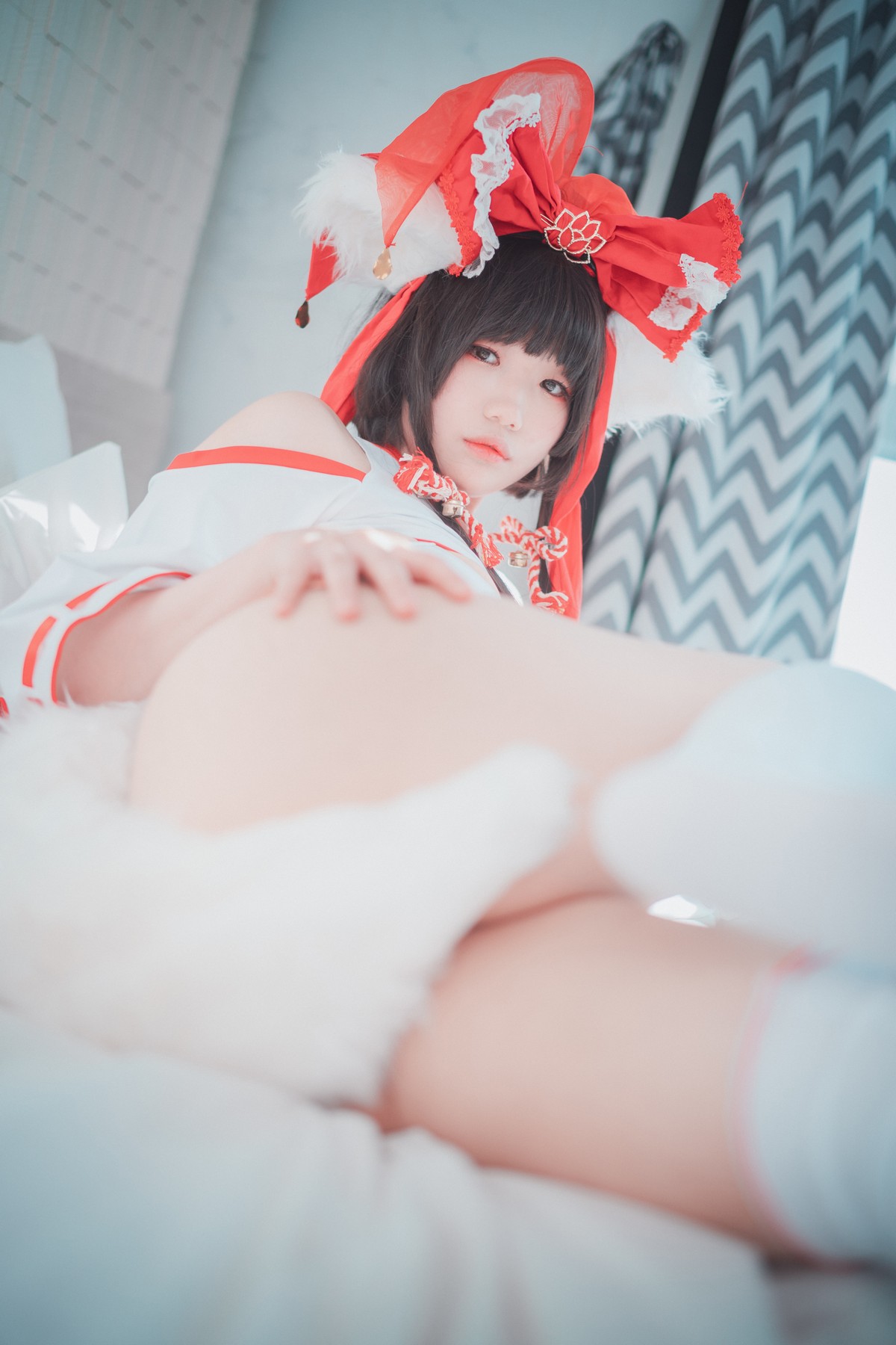 xgyw.top_[DJAWA]No.113_模特Mimmi_Kitsune Miko主题私房性感白色高叉连体衣撩人诱惑写真65P