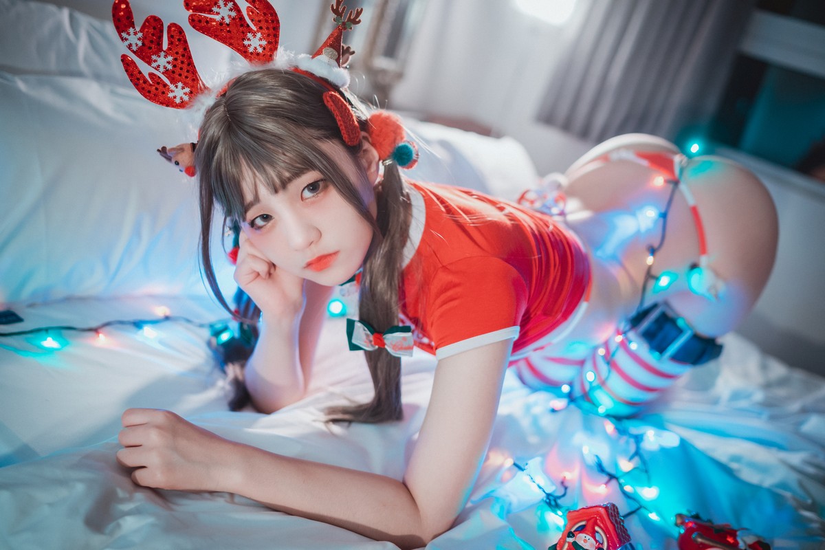 xgyw.top_[DJAWA]No.112_模特Jenny_Christmas Special主题性感红色三点式内衣完美诱惑写真23P