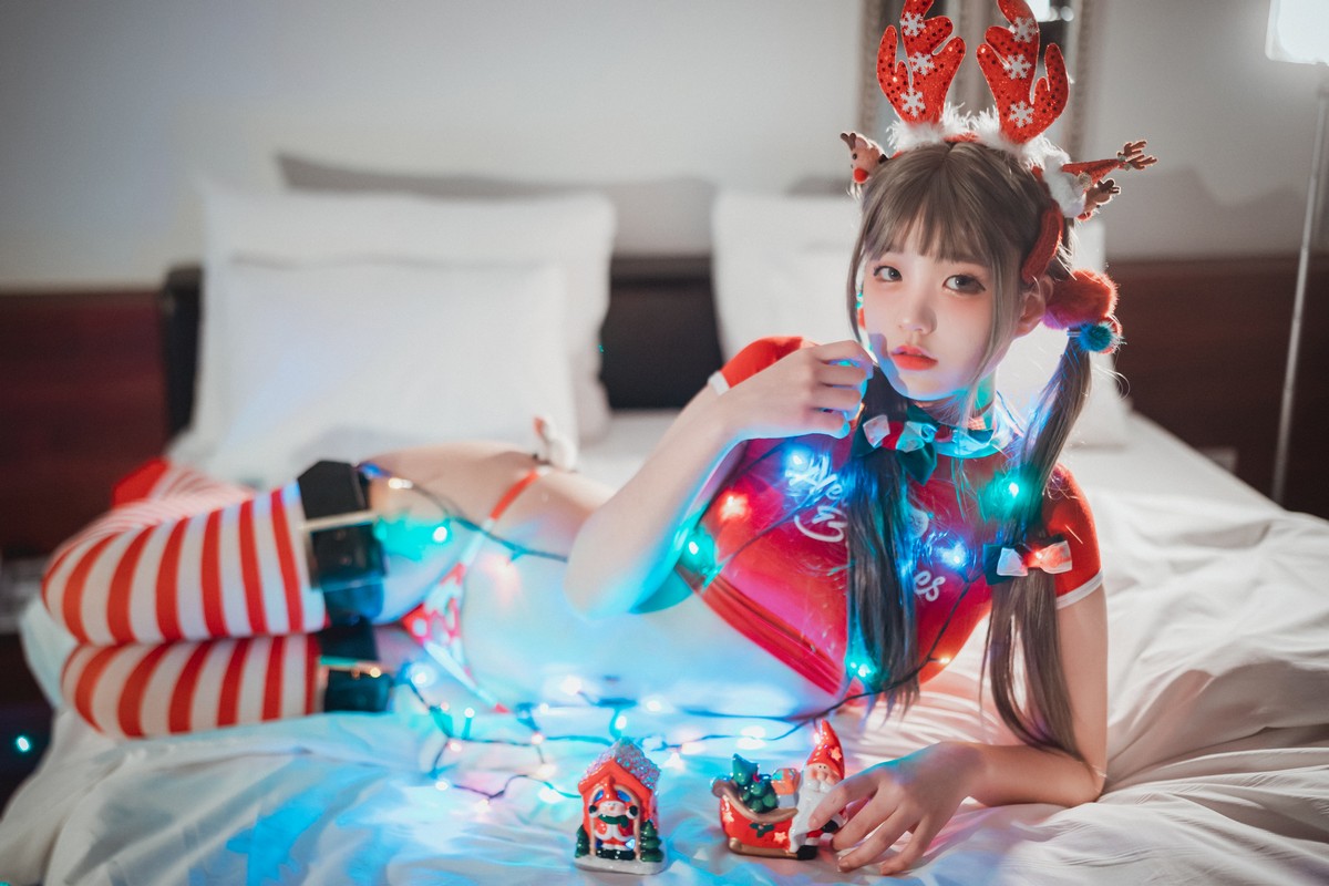 xgyw.top_[DJAWA]No.112_模特Jenny_Christmas Special主题性感红色三点式内衣完美诱惑写真23P