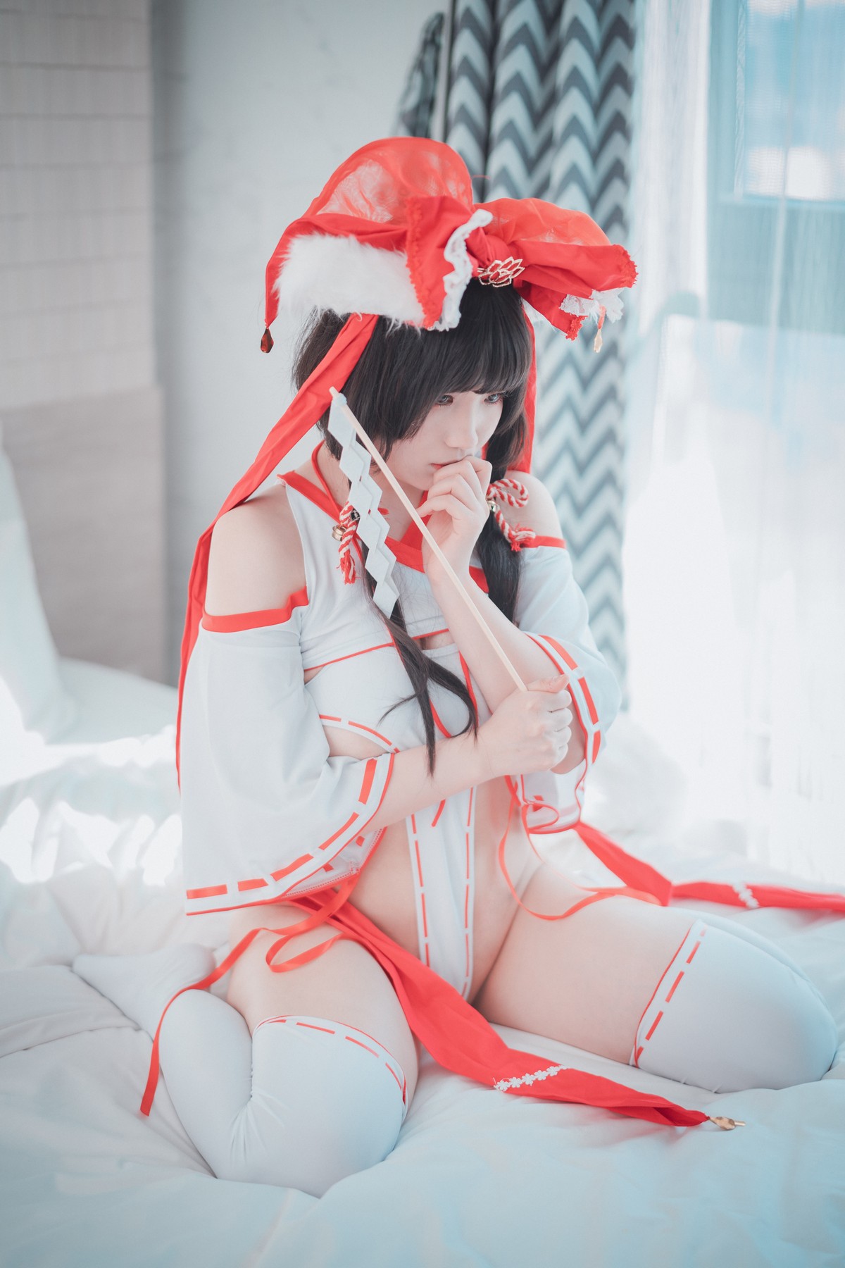 xgyw.top_[DJAWA]No.113_模特Mimmi_Kitsune Miko主题私房性感白色高叉连体衣撩人诱惑写真65P