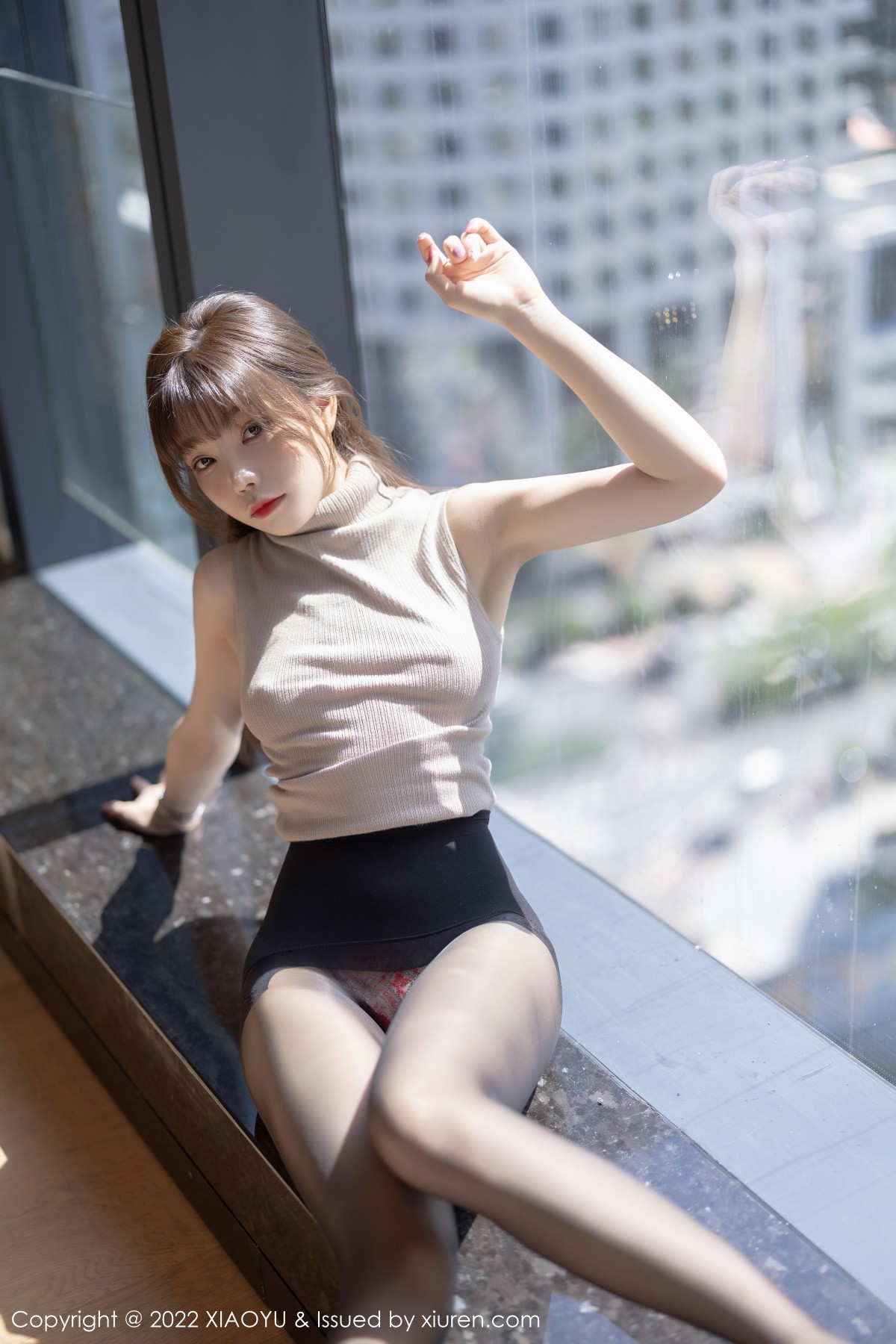 xgyw.top_[XiaoYu画语界]Vol.808_模特芝芝Booty杏色收身上衣配性感短裙超薄黑丝秀翘臀诱惑写真100P