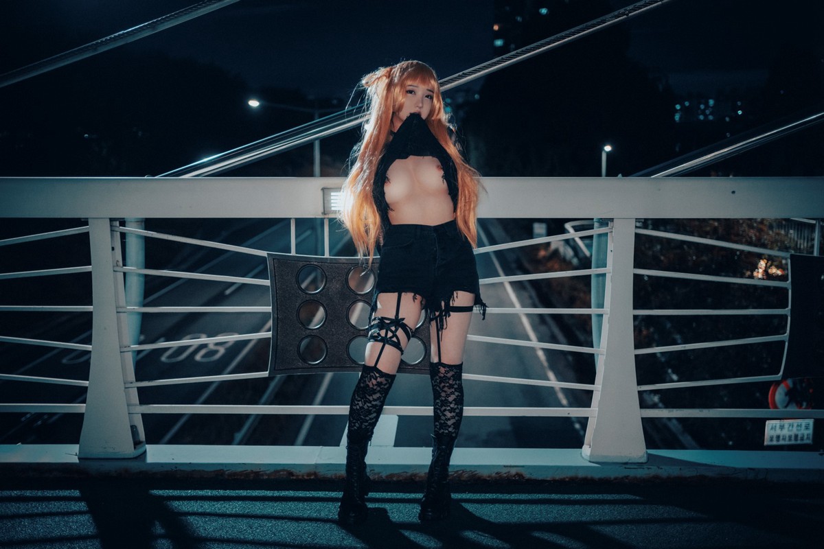 xgyw.top_[DJAWA]No.114_Yeeun_Backout Queen Misa主题脱黑色缕空服饰露火辣身材诱惑写真111P