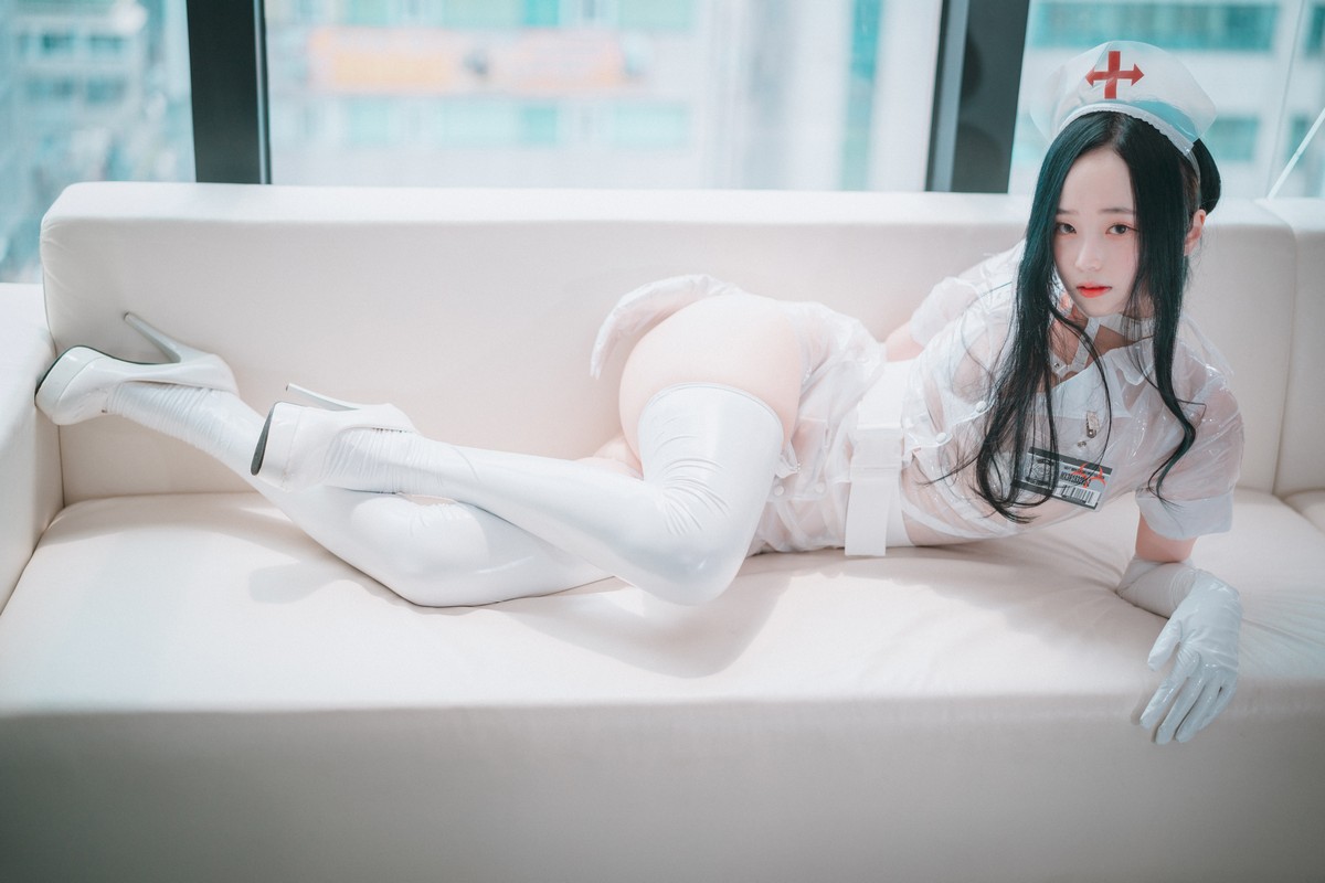xgyw.top_[DJAWA]No.116_模特Bambi_Nurse Nation(White ver)主题白色胶衣护士装撩人诱惑写真82P