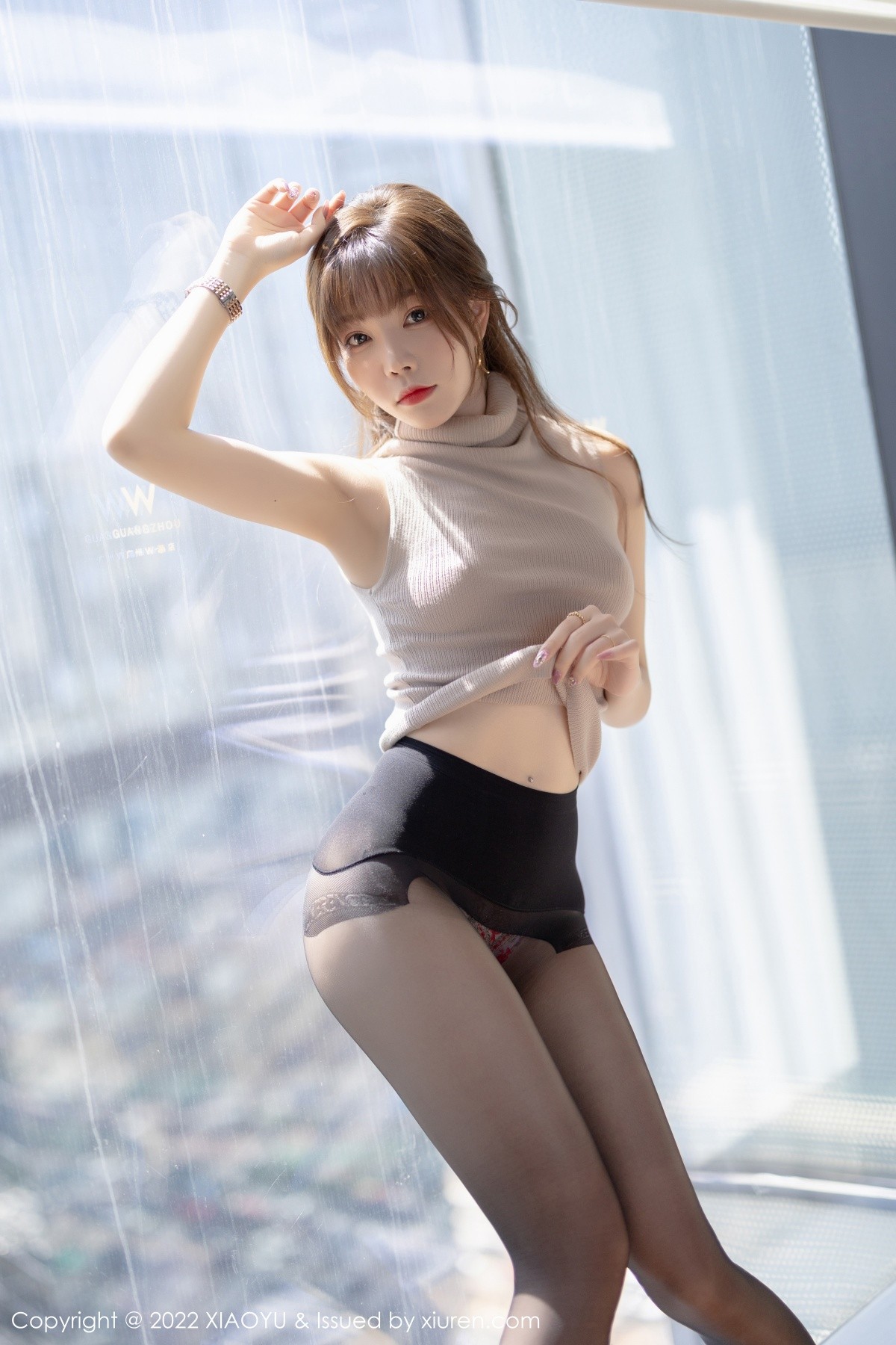 xgyw.top_[XiaoYu画语界]Vol.808_模特芝芝Booty杏色收身上衣配性感短裙超薄黑丝秀翘臀诱惑写真100P