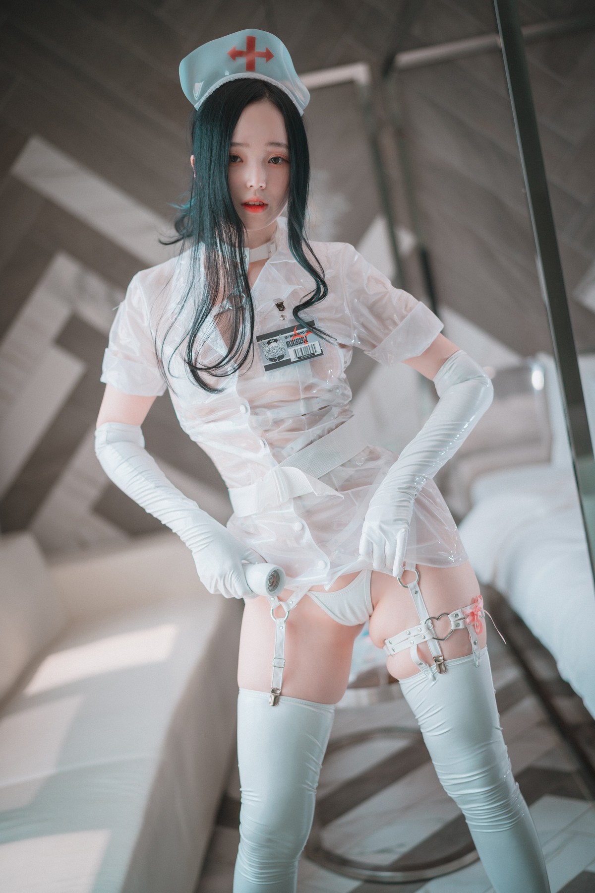 xgyw.top_[DJAWA]No.116_模特Bambi_Nurse Nation(White ver)主题白色胶衣护士装撩人诱惑写真82P