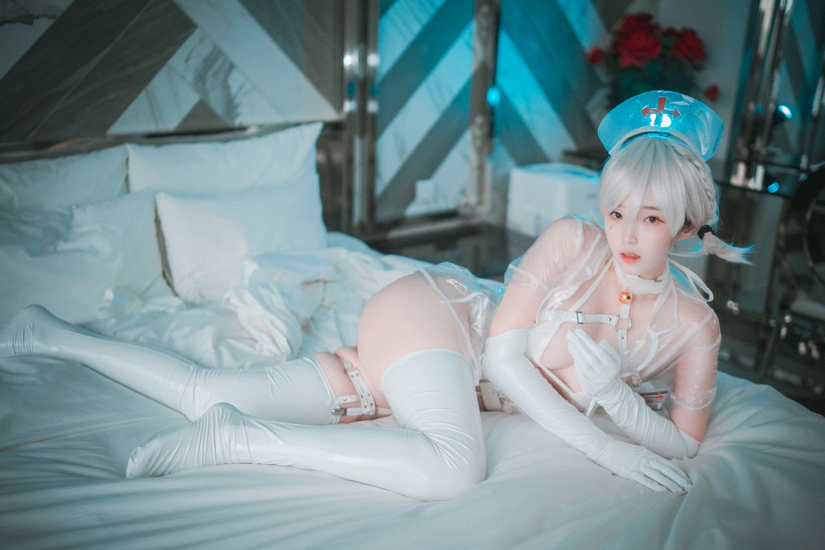 xgyw.top_[DJAWA]No.116_模特Bambi_Nurse Nation(White ver)主题白色胶衣护士装撩人诱惑写真82P