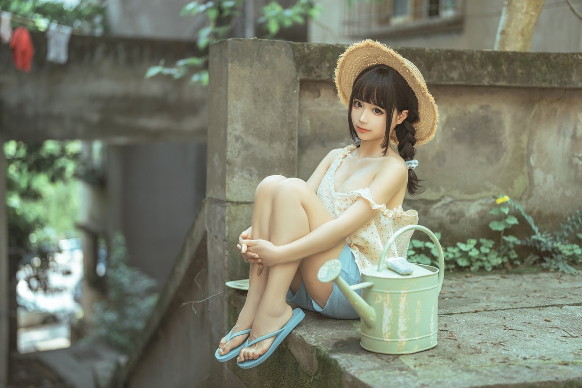 xgyw.top_动漫博主蠢沫沫乡下妹妹主题户外半脱性感上衣露傲人豪乳遮点极致诱惑写真125P