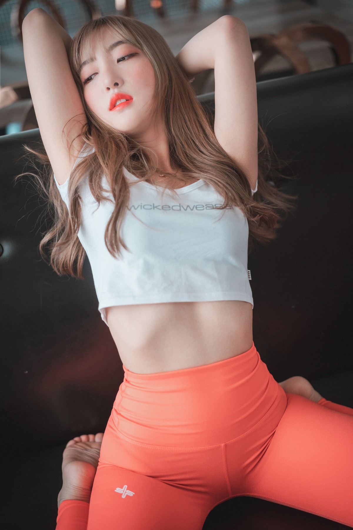 xgyw.top_[DJAWA]No.119_模特Hanari_Red Orange & Cool Mint主题脱紧身运动裤秀翘臀诱惑写真50P