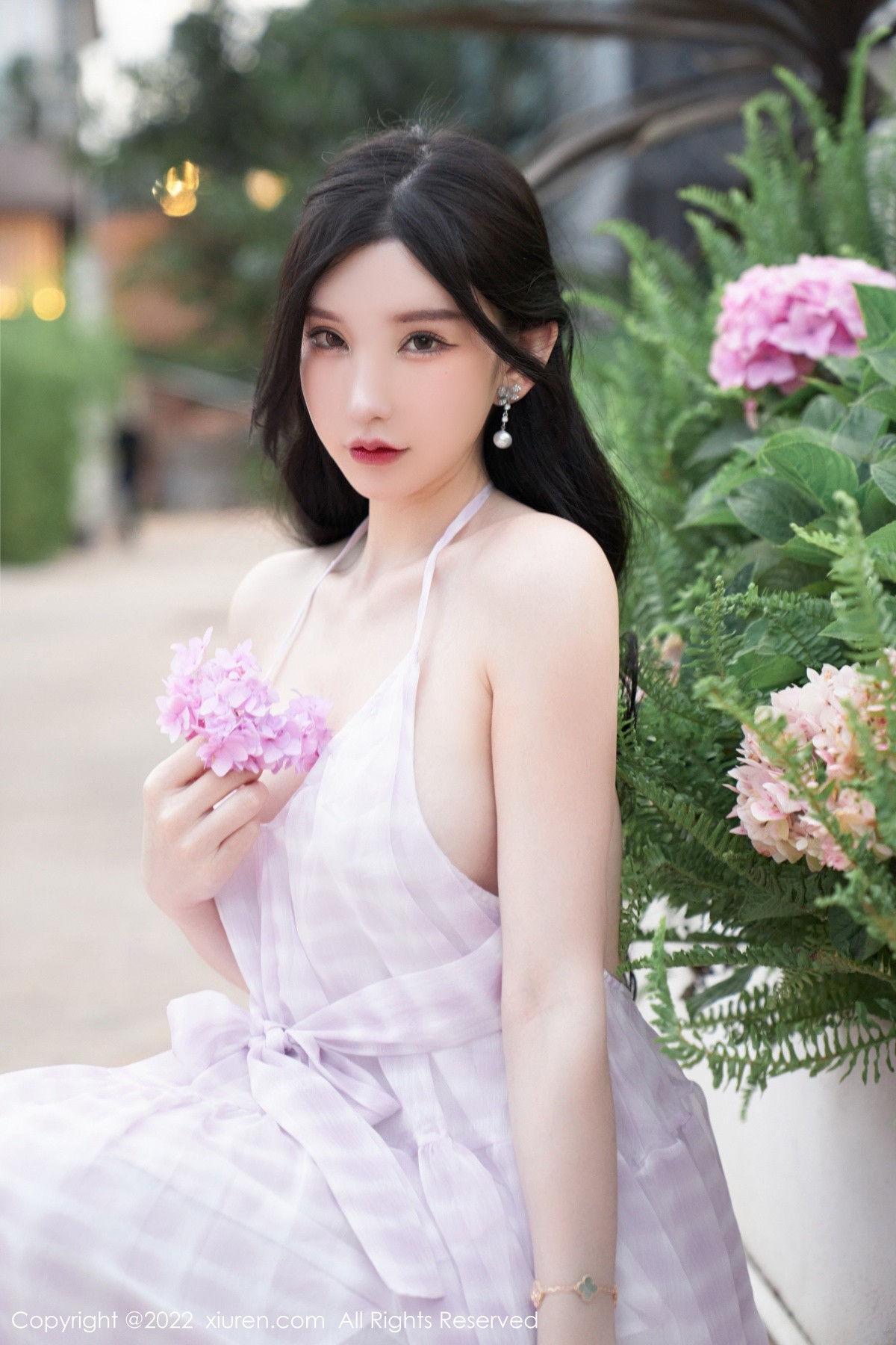 xgyw.top_XiuRen第5207期_女神周于希Sally心愿旅拍脱连衣长裙露性感白色网纱内衣诱惑写真79P