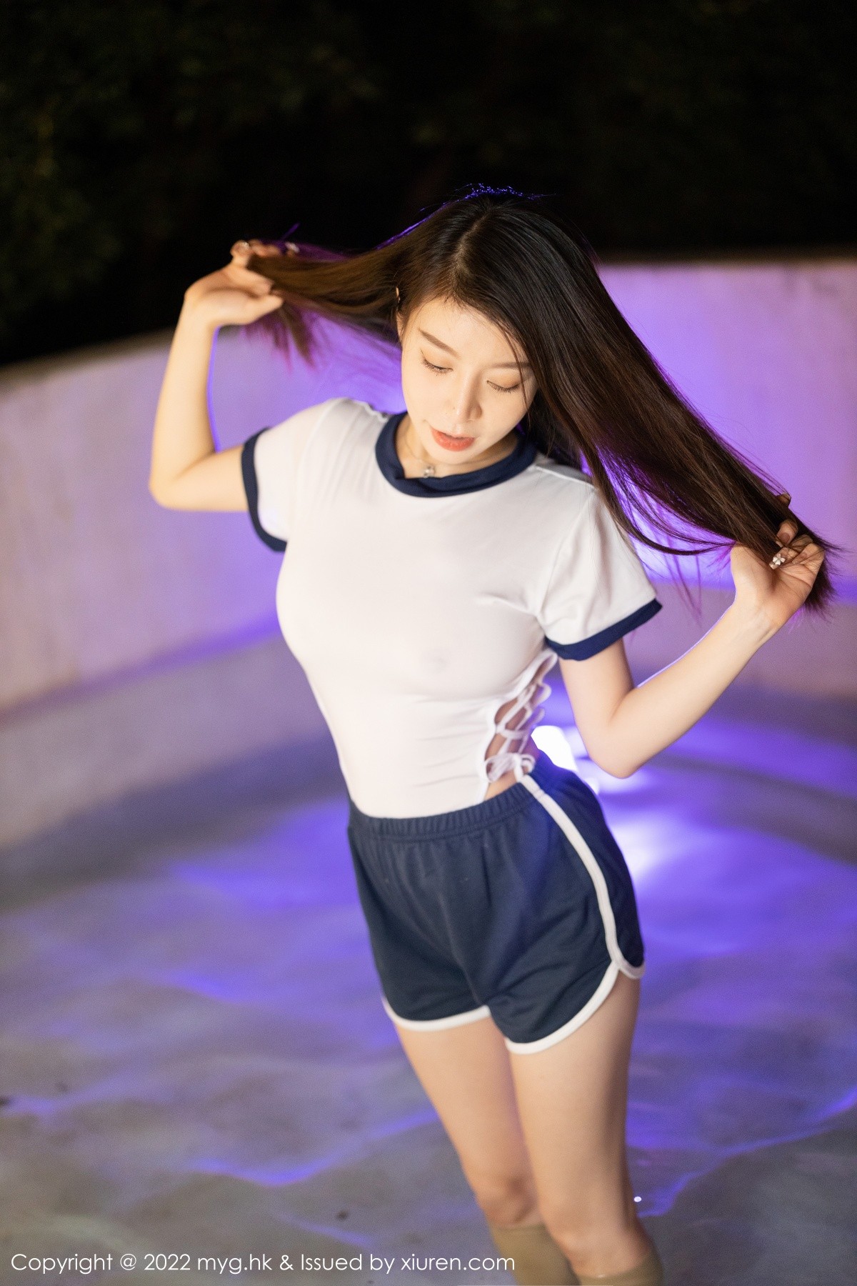 xgyw.top_[MyGirl美媛馆]Vol.633_模特Vetive酒店大浴缸半脱露白色高叉连体衣秀浑圆翘臀诱惑写真47P