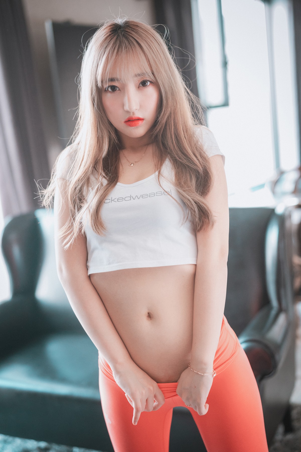 xgyw.top_[DJAWA]No.119_模特Hanari_Red Orange & Cool Mint主题脱紧身运动裤秀翘臀诱惑写真50P