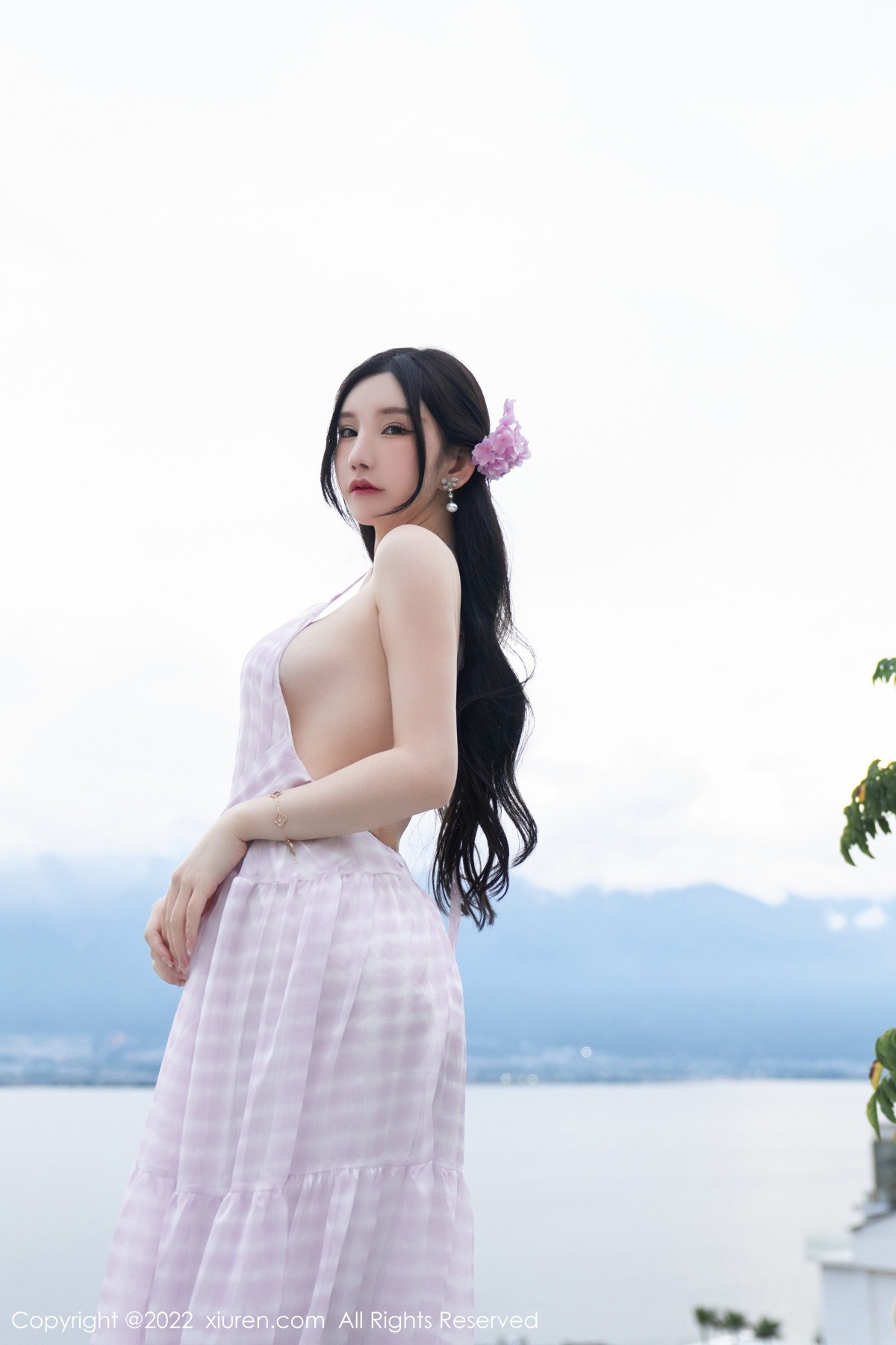 xgyw.top_XiuRen第5207期_女神周于希Sally心愿旅拍脱连衣长裙露性感白色网纱内衣诱惑写真79P
