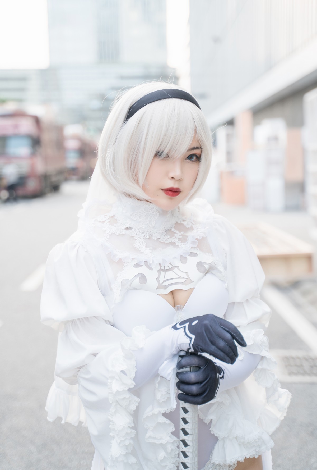 xgyw.top_萌系小姐姐白烨2b全套系列主题性感美女武士装扮黑白两套丝袜撩人诱惑写真131P