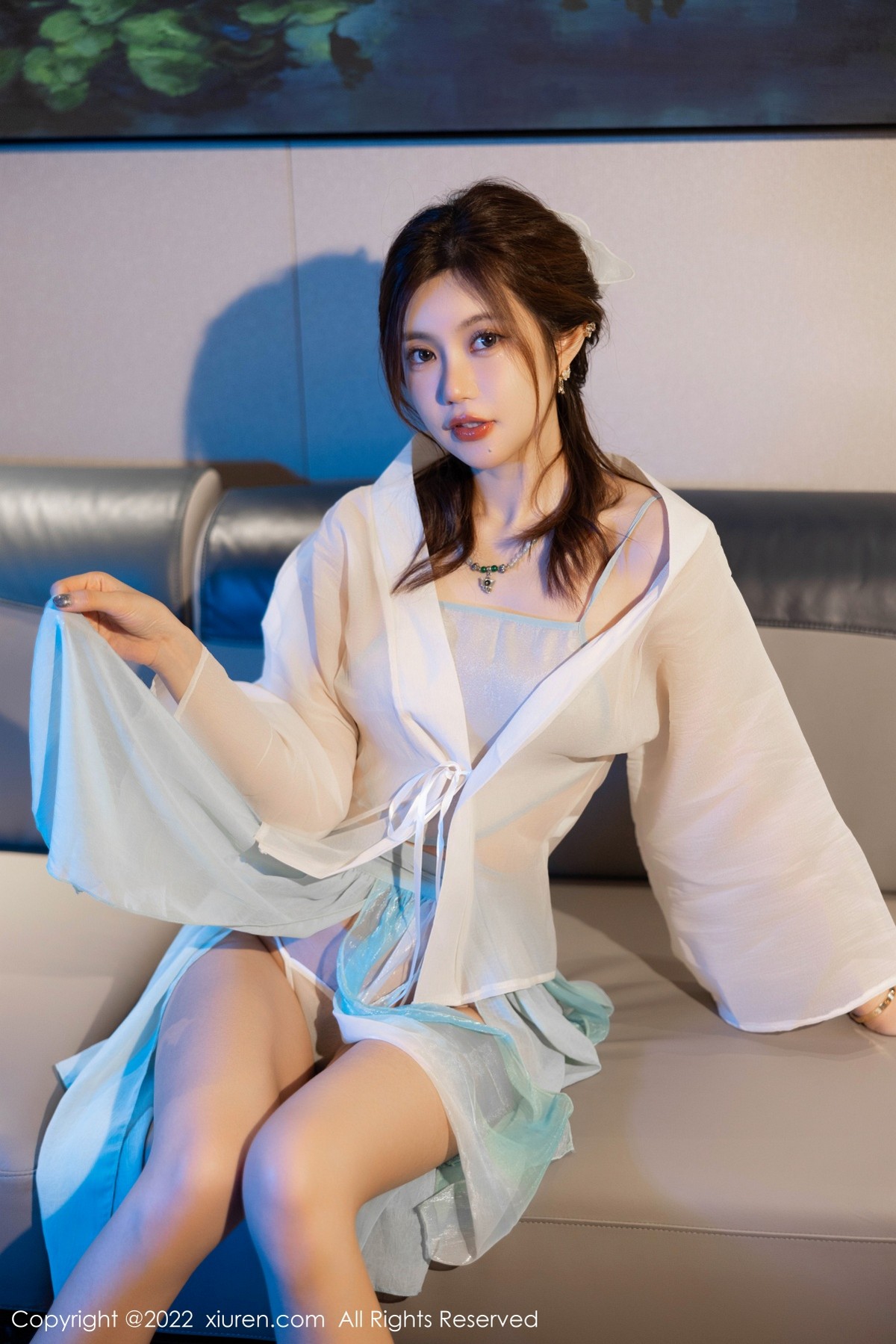 xgyw.top_XiuRen第5219期_女神绮里嘉ula海南心愿旅拍白色轻透古装肚兜秀完美身材诱惑写真62P