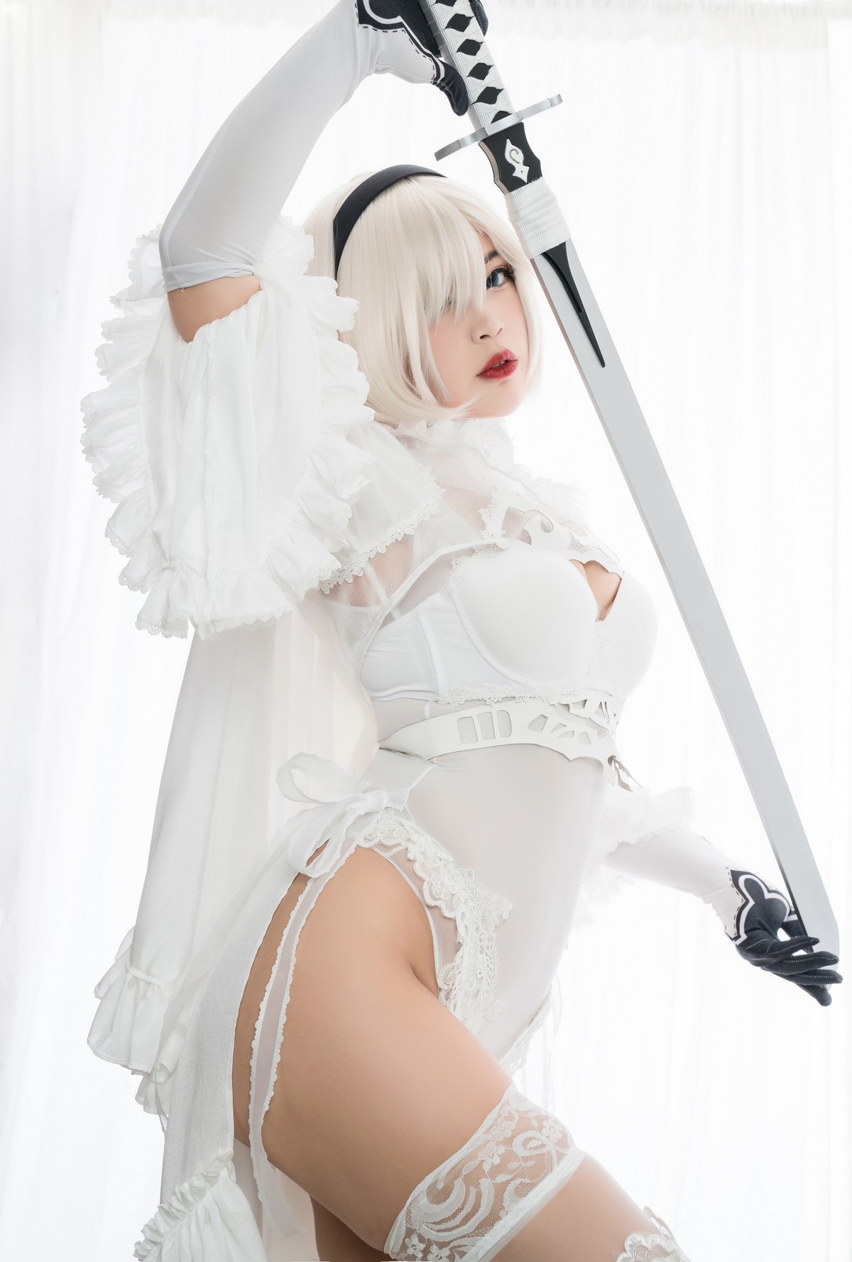 xgyw.top_萌系小姐姐白烨2b全套系列主题性感美女武士装扮黑白两套丝袜撩人诱惑写真131P