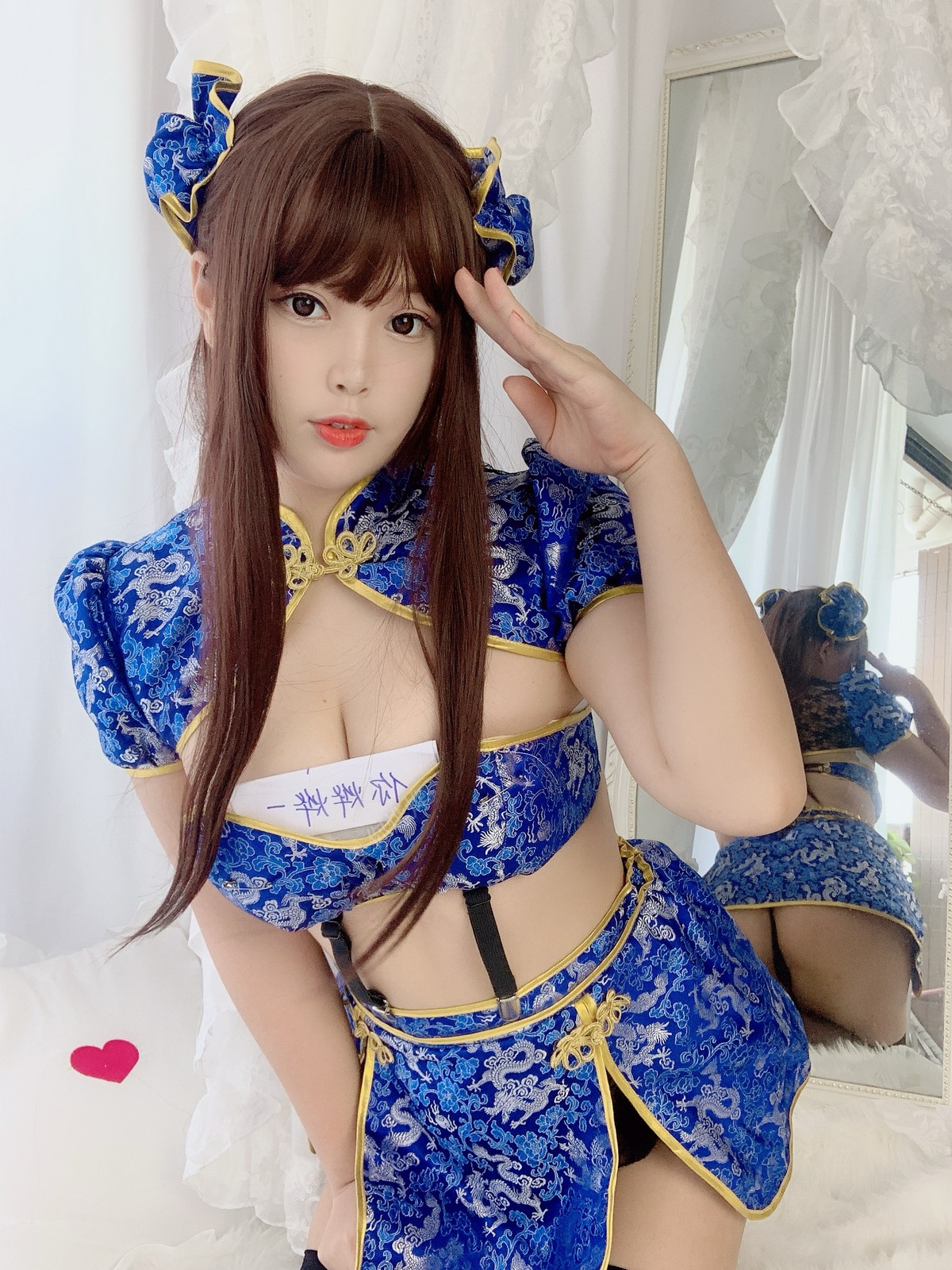 xgyw.top_萌系小姐姐白烨功夫旗袍主题私房半撩露黑色内裤配黑丝袜秀翘臀美腿诱惑写真50P