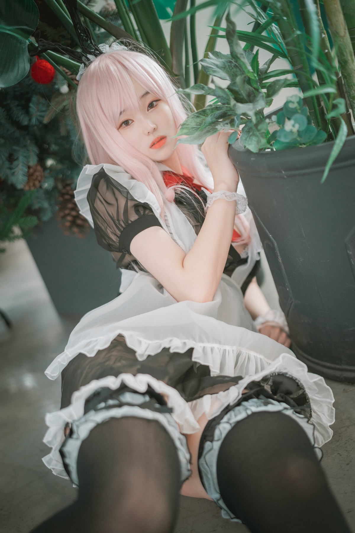 xgyw.top_[DJAWA]No.122_模特Bambi_Sheer Bunny Maid主题薄透服饰配黑丝吊袜秀美腿诱惑写真51P