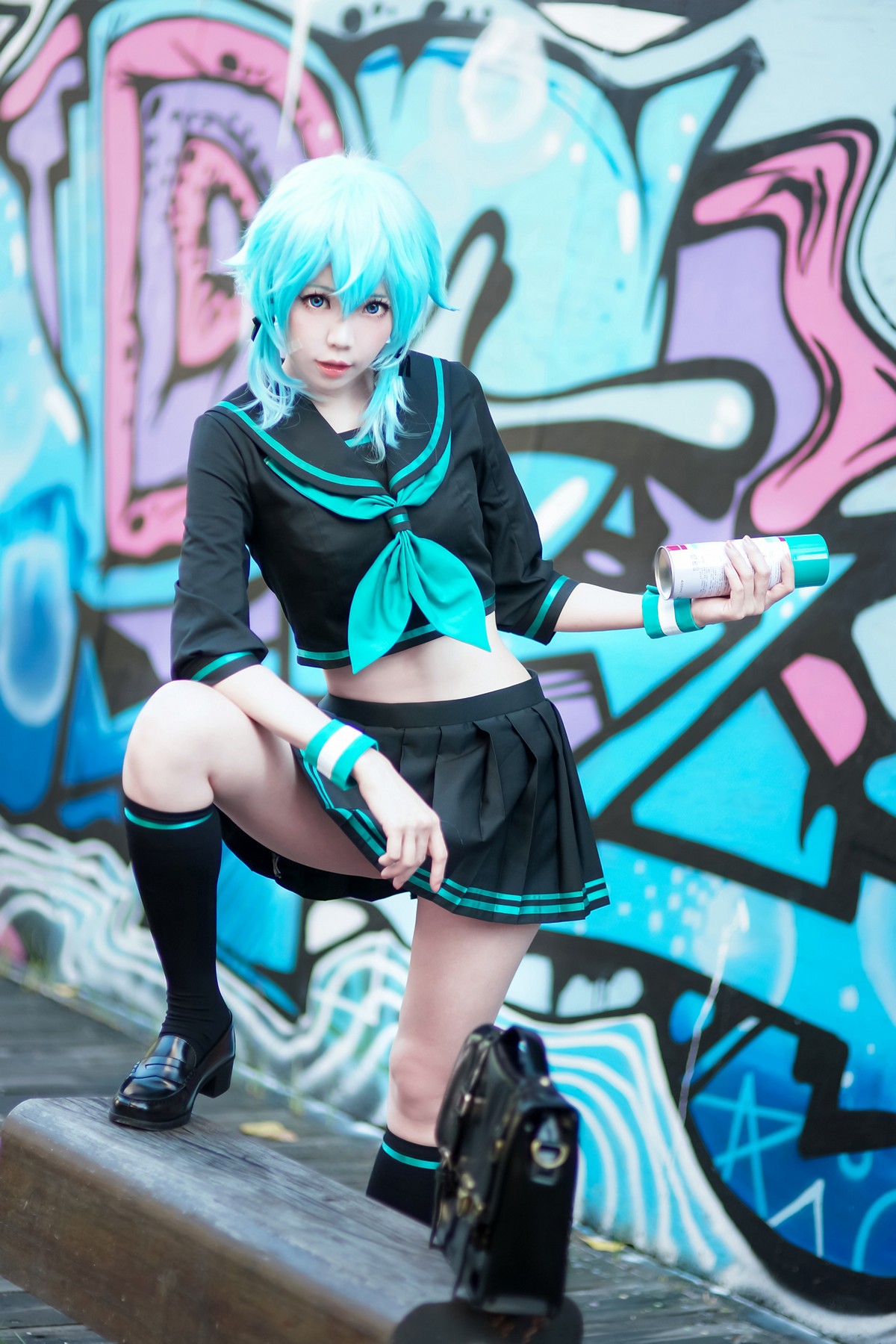 xgyw.top_Coser妹子Ely_eee诗乃JK主题户外性感JK制服配黑丝袜秀完美身材迷人写真36P