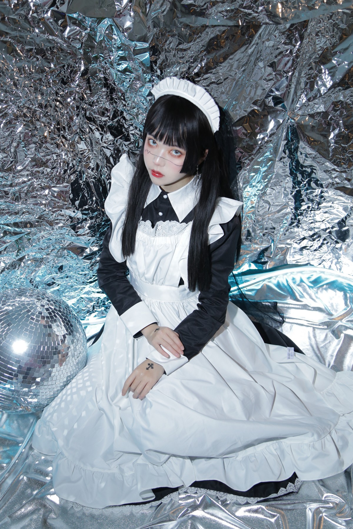 xgyw.top_微博妹子Fushii_海堂生化女仆主题美女战士装扮性感黑白女仆长裙迷人写真46P