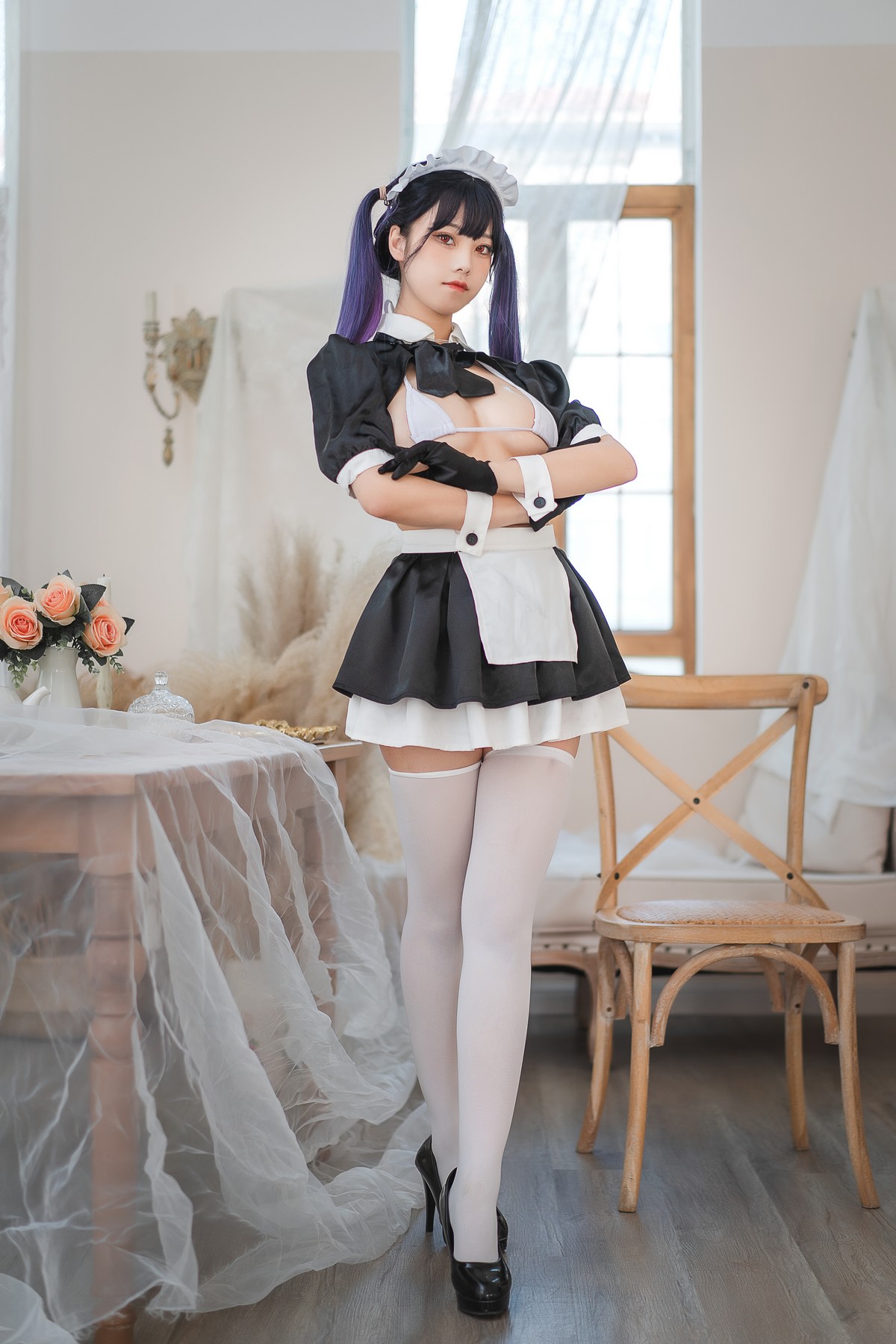 xgyw.top_萌系小姐姐蜜汁猫裘工作女仆主题私房性感露胸女仆装秀三点式内衣撩人诱惑写真50P