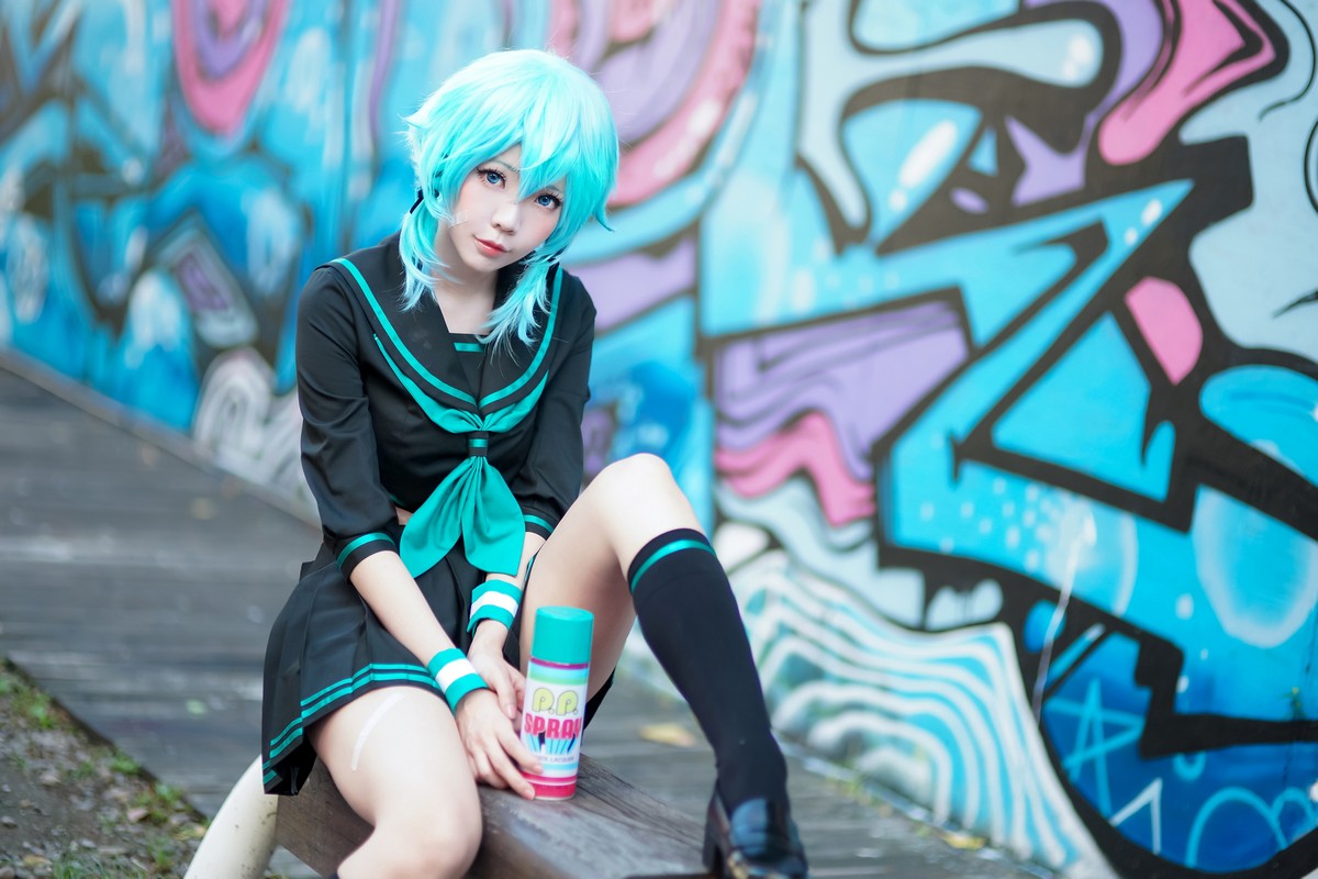 xgyw.top_Coser妹子Ely_eee诗乃JK主题户外性感JK制服配黑丝袜秀完美身材迷人写真36P